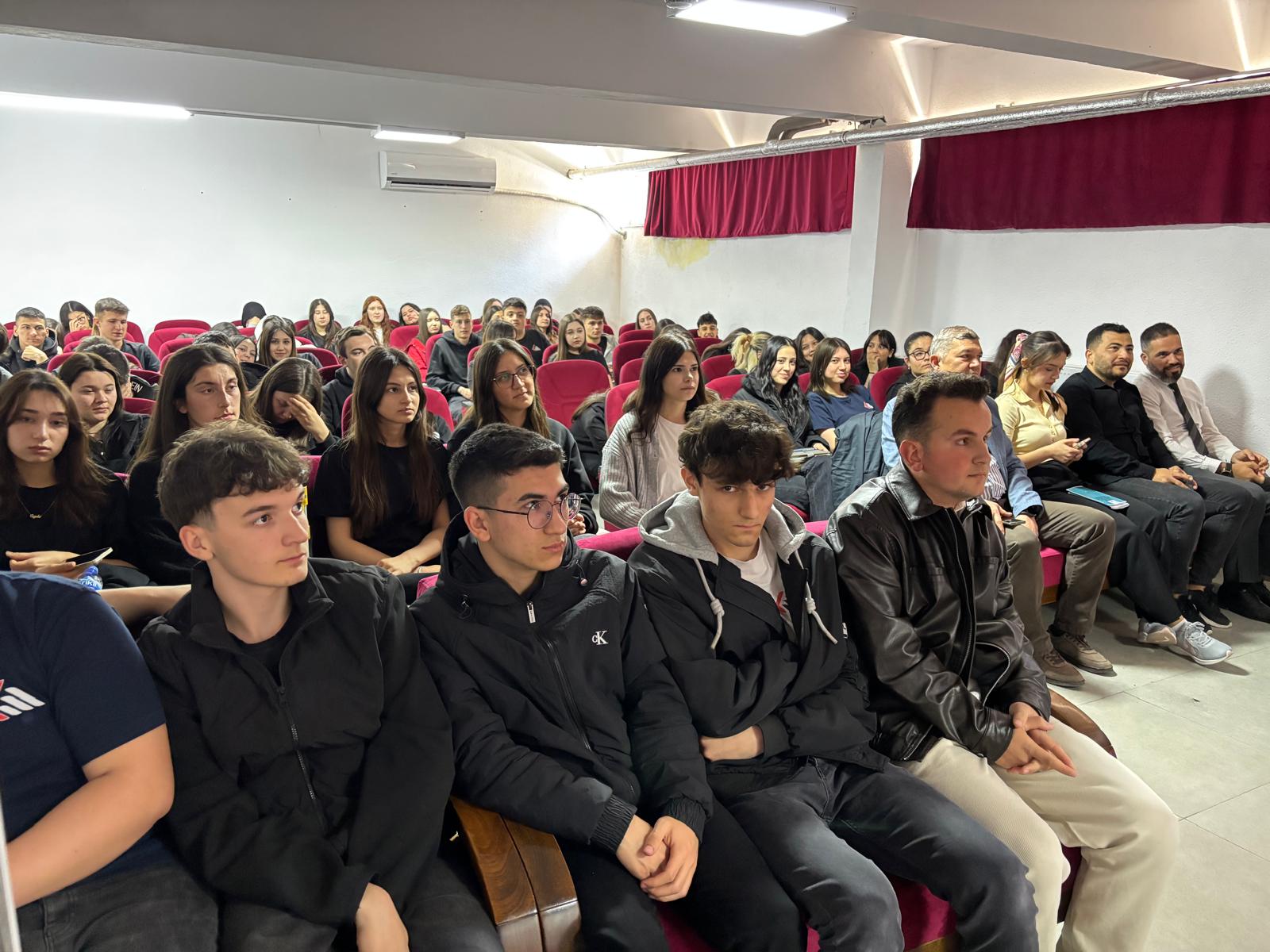 Üniversite Öğrencisi Gözüyle Üniversite Hayatı Kapsamında Kuvayi Milliye Anadolu Lisesine Ziyaret 2