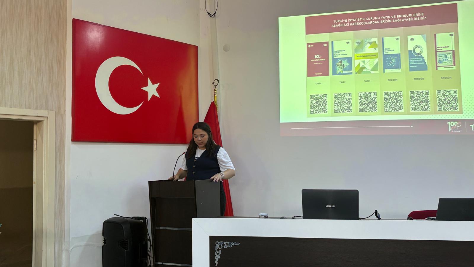 Türkiye İstatistik Kurumu' nun 100. Yılı Bigadiç MYO' da "Bilgiye Erişim" Etkinliği ile Kutlandı 6