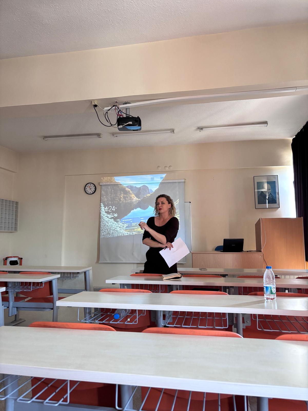 Meslek Yüksekokulumuzda Sürdürülebilirlik ve Çevre konulu seminer gerçekleştirildi. 2