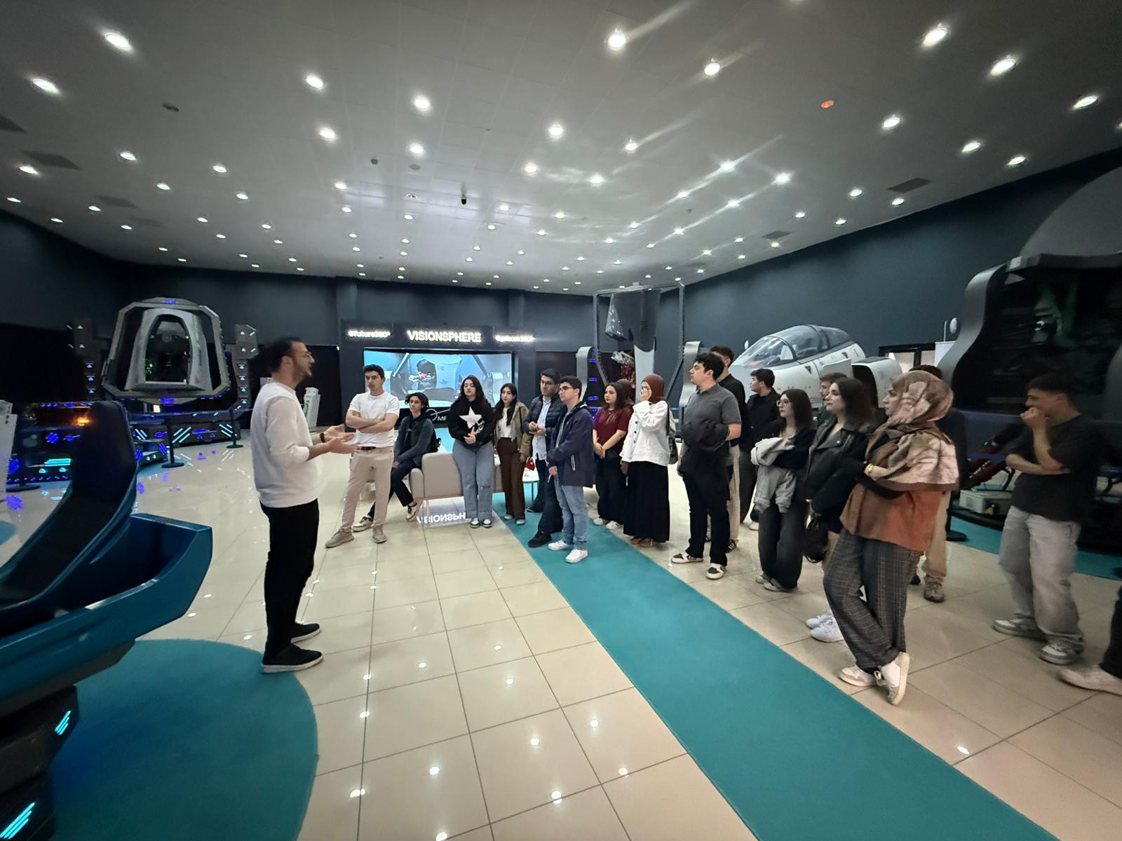 Balıkesir Meslek Yüksekokulu Yapay Zekâ Operatörlüğü Programı Öğrencilerinden BAÜN TTO ve Simülasyon Merkezine Ziyaret  6