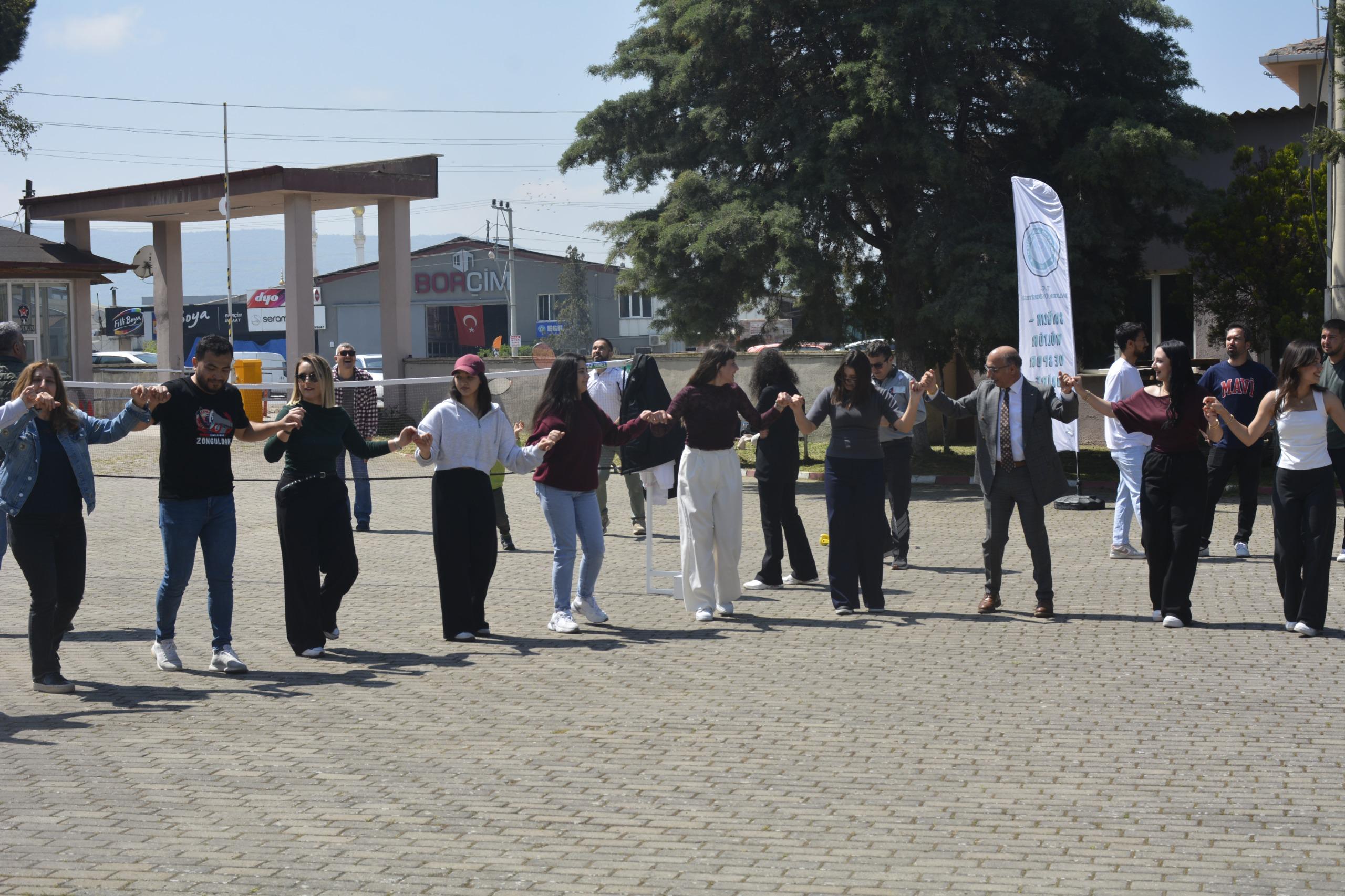 Bigadiç Meslek Yüksekokulunda Kültür, Sanat ve Spor Festivali Gerçekleştirildi 3