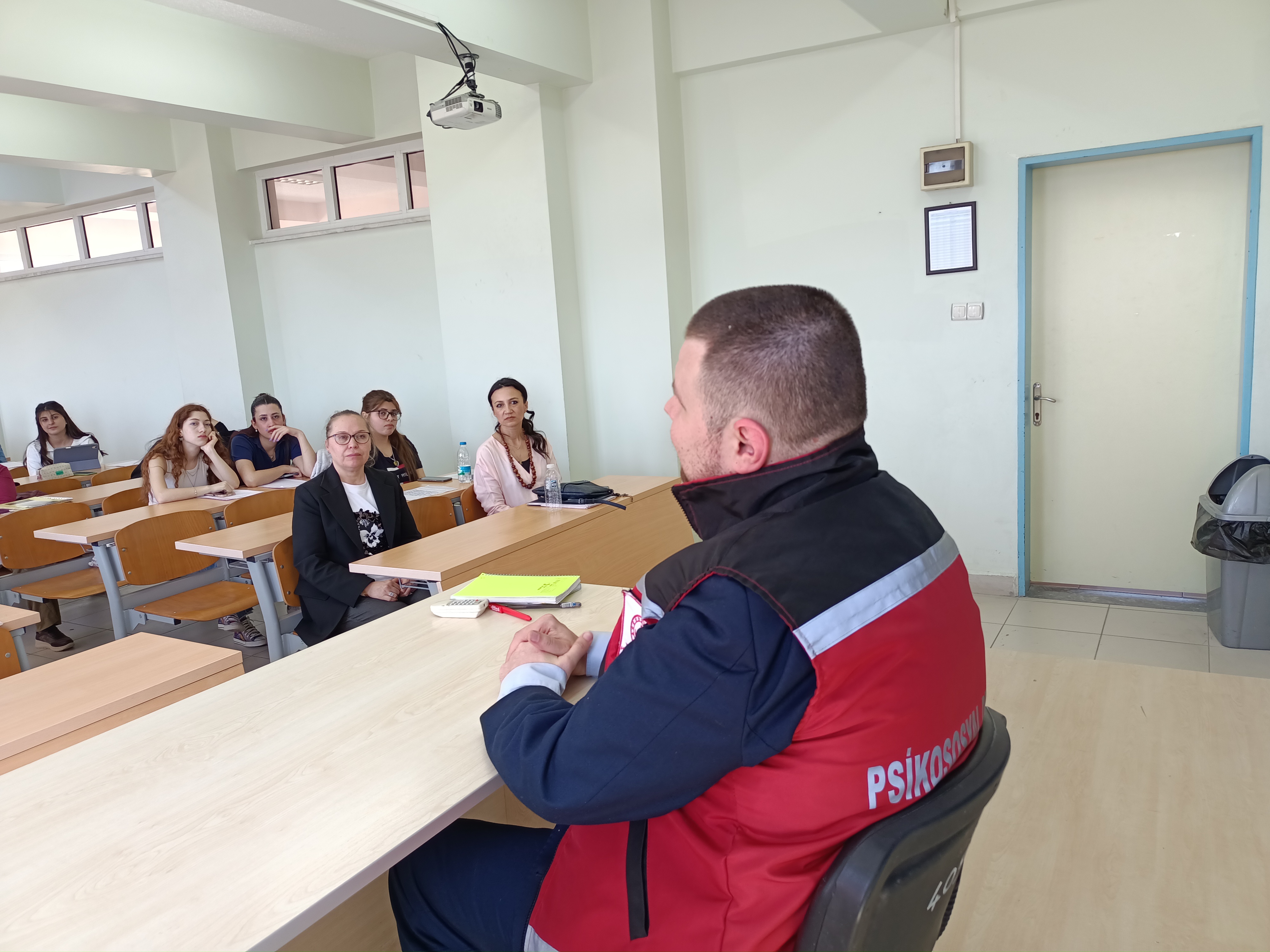 Balıkesir Aile ve Sosyal Hizmetler İl Müdürlüğü Personeli Tarafından Öğrencilerimize Eğitim Verildi 2