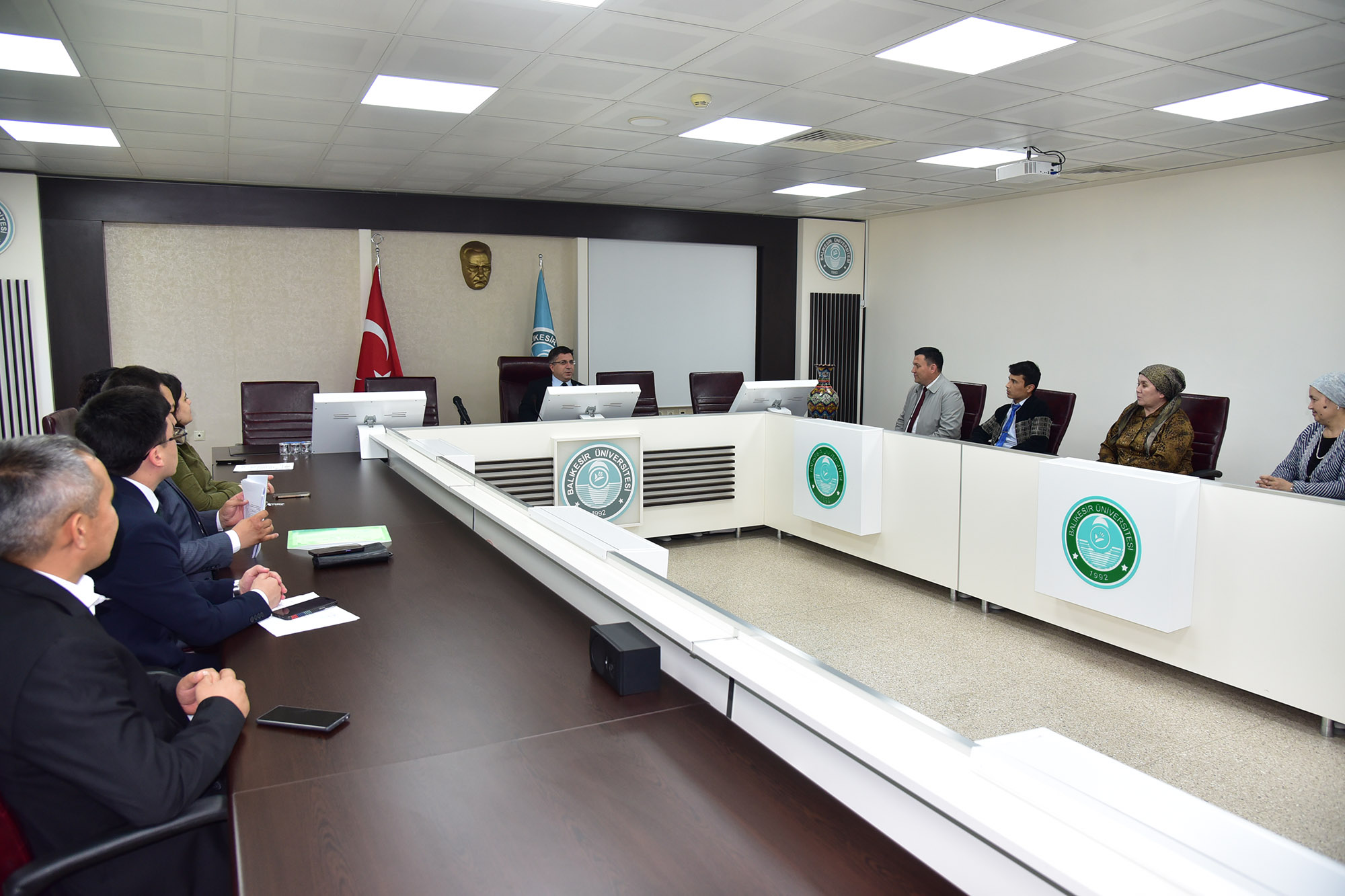 Türk Dünyası Akademisyenleri BAÜN’de: Üç Fakültede Akademik Faaliyetler Gerçekleştirilecek 3