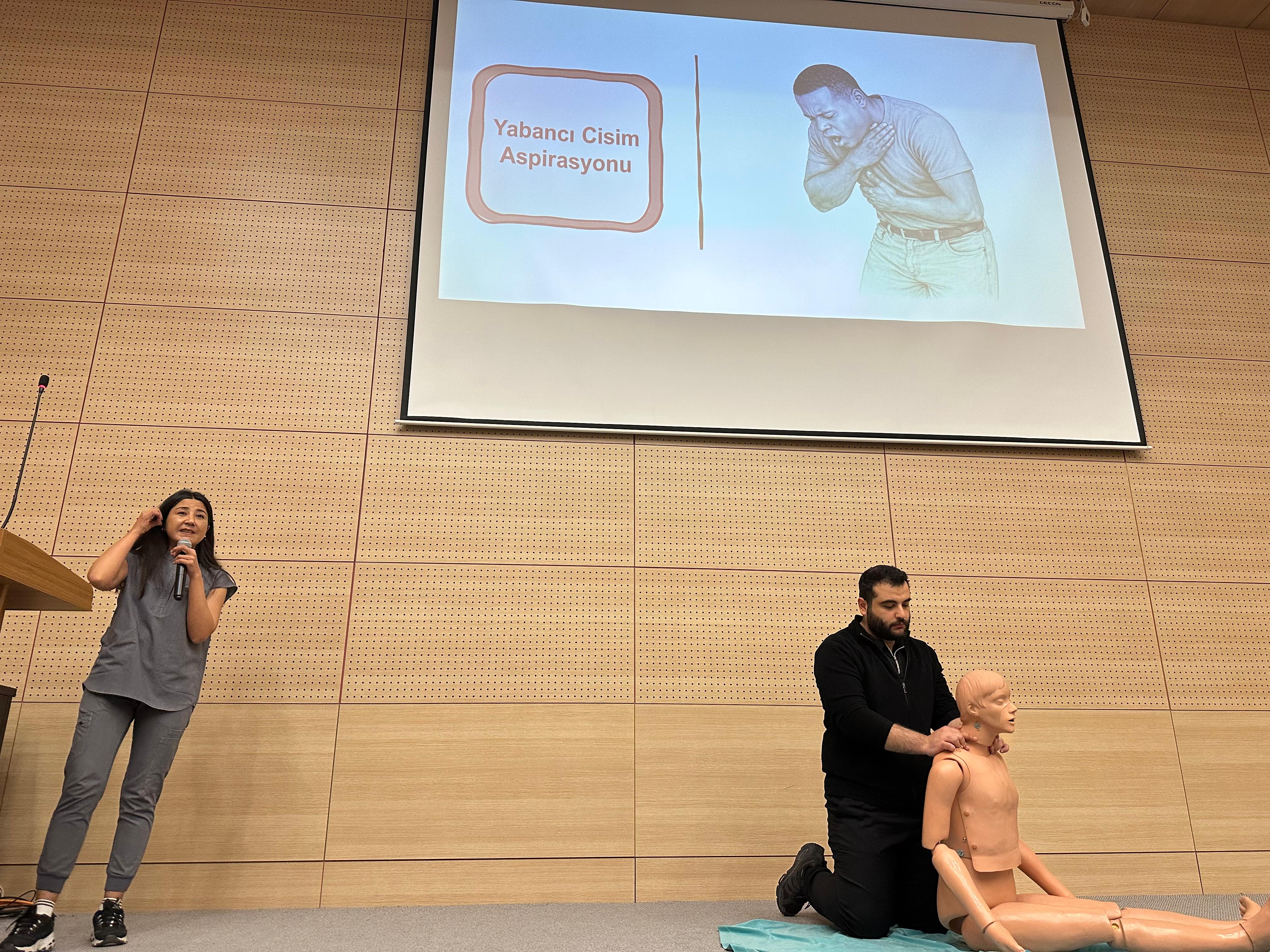 Üniversitemiz Personeline Verilen Temel İlk Yardım Eğitimleri Tamamlandı 2