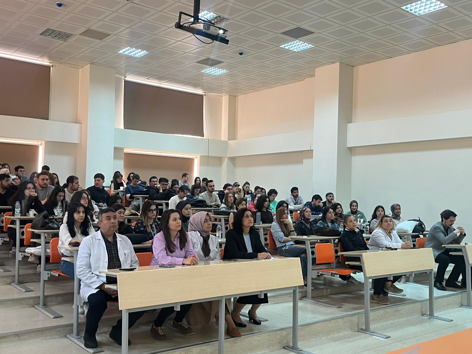 Veteriner Fakültesinde “Tek Sağlık” ve Sürdürülebilirlik Paneli Gerçekleştirildi 3