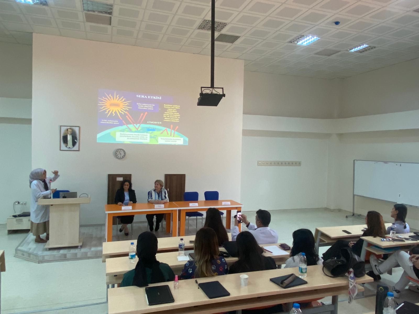 Veteriner Fakültesinde “Tek Sağlık” ve Sürdürülebilirlik Paneli Gerçekleştirildi 7