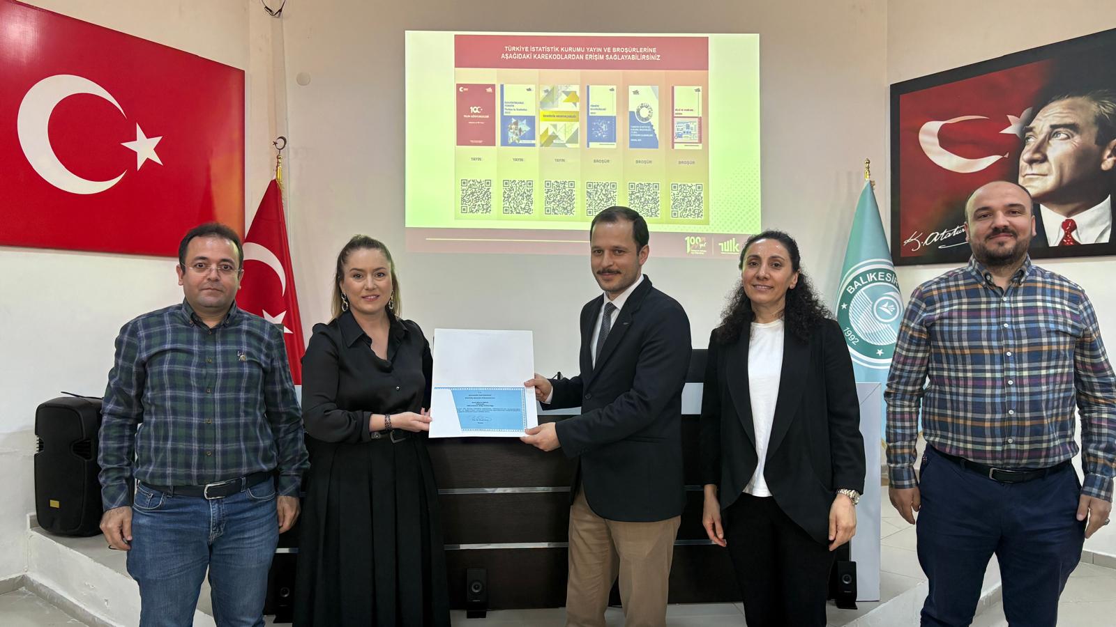 Türkiye İstatistik Kurumu' nun 100. Yılı Bigadiç MYO' da "Bilgiye Erişim" Etkinliği ile Kutlandı 1