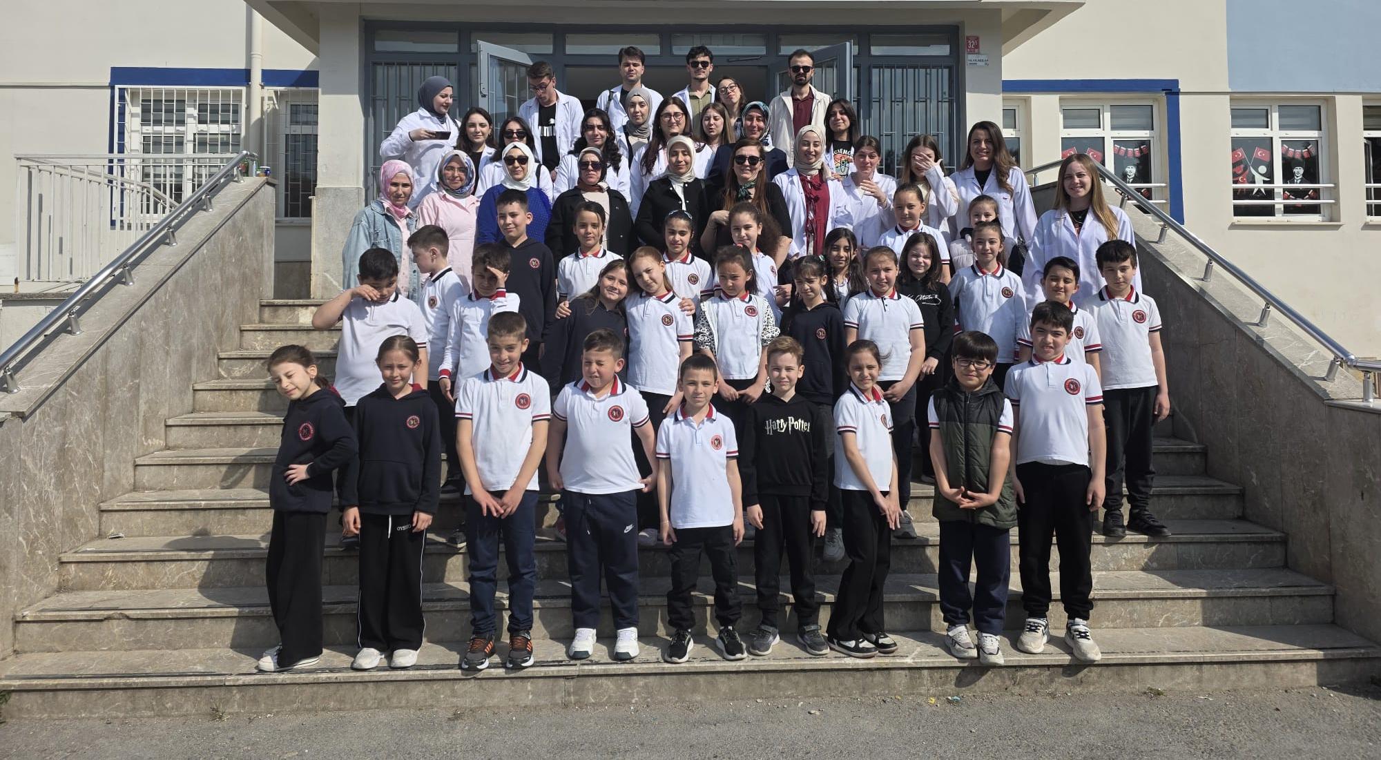 Biyoloji Bölümü'nden Balıkesir Fatih İlkokulu'na Ziyaret