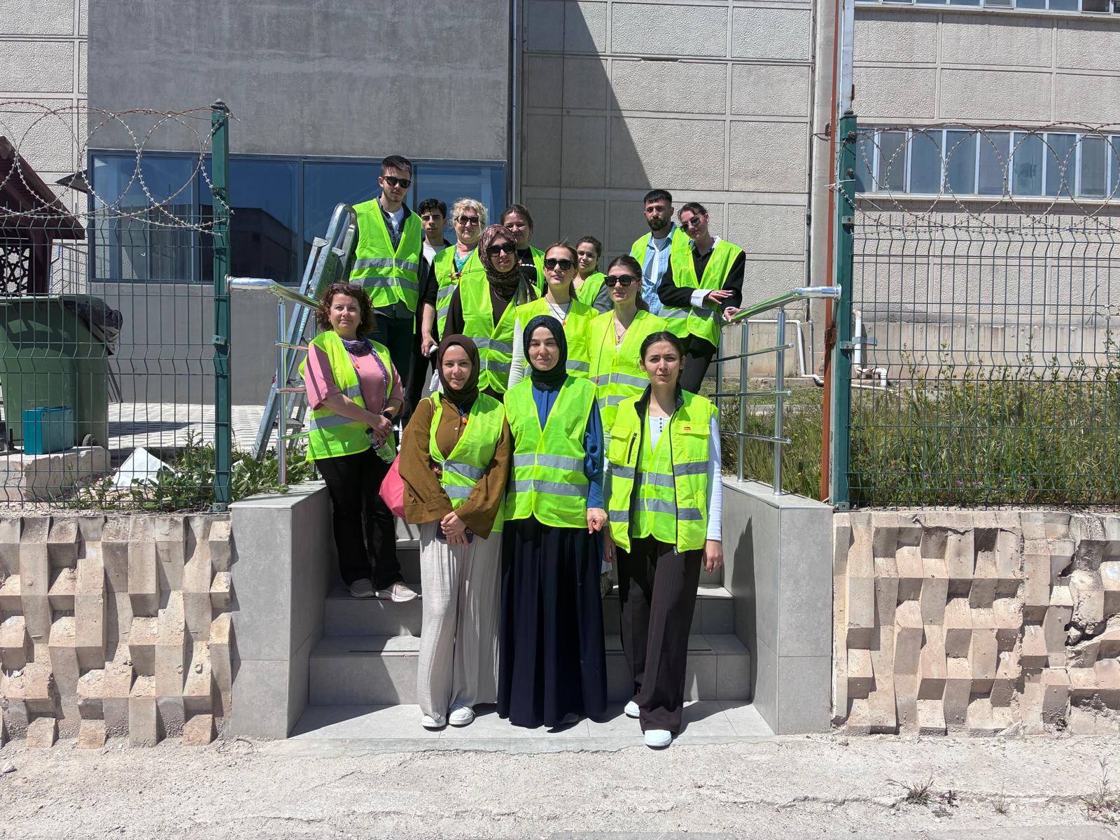 TEKSTİL TEKNOLOJİSİ PROGRAMINDAN İŞBİR SENTETİK DOKUMA FABRİKALARINA TEKNİK GEZİ 4