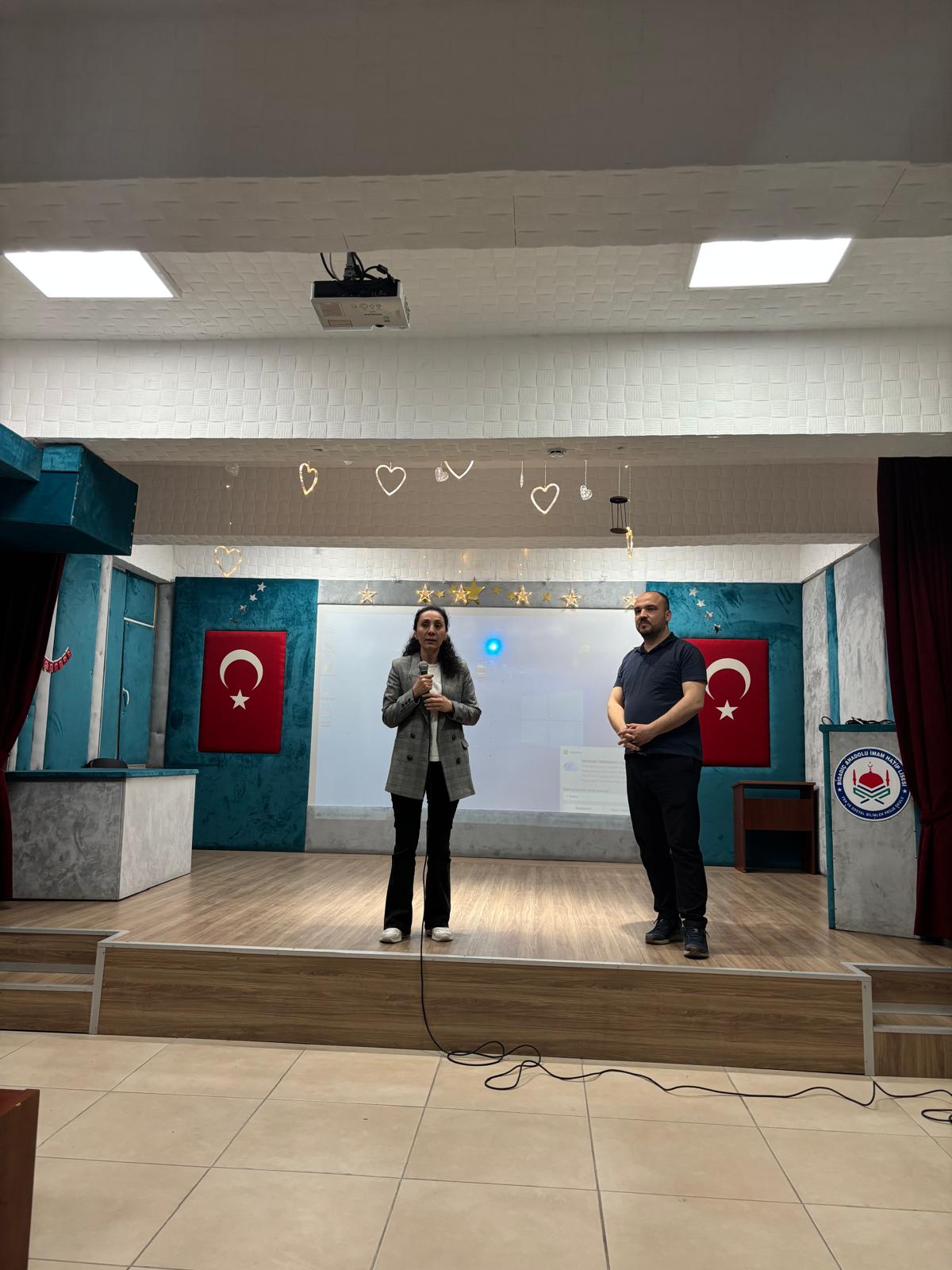 Bankacılık ve Sigortacılık Programından Bigadiç Anadolu İmam Hatip Lisesine Ziyaret 2