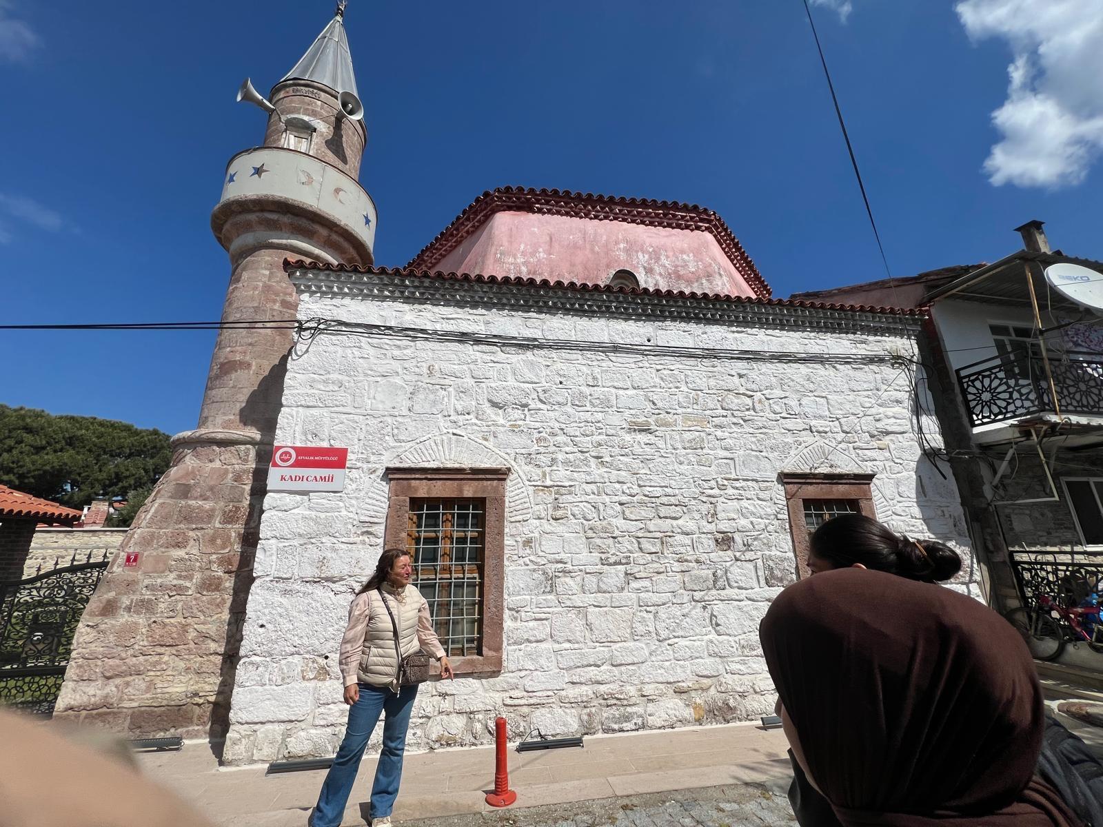 Ayvalık Meslek Yüksekokulu öğrencilerinden Ayvalık ve Altınova Kültürel Mirasına teknik gezi 3