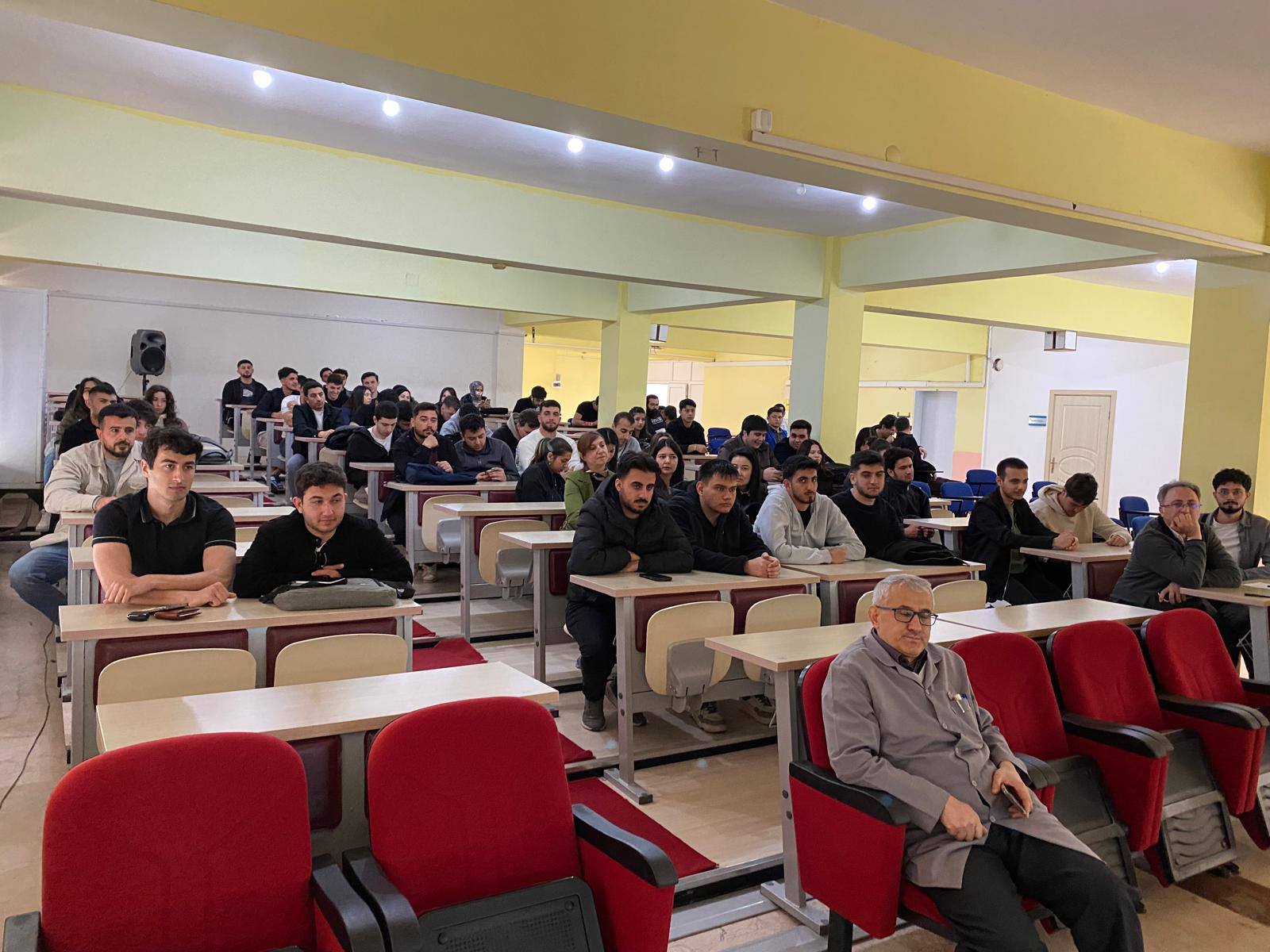 Science and Career Meetup: "Where is Science Now?" Event Inspired Our Students 3