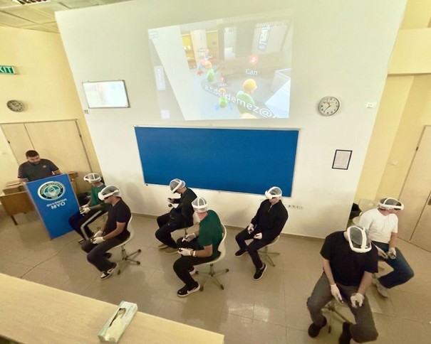 Future Education Technologies Arrive on Campus: XR Experience Meets Students