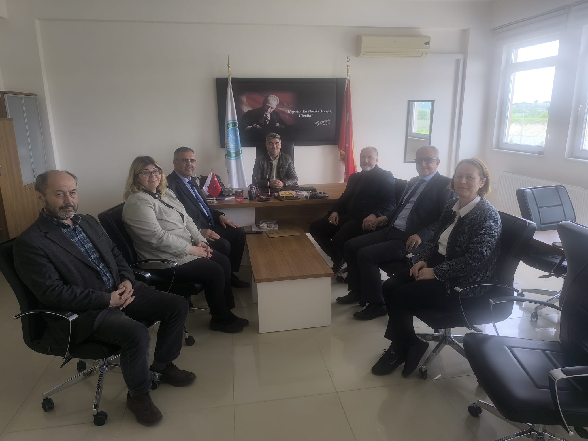 Emlak Sektöründe Mesleki Örgütlenme başlıklı söyleşi gerçekleştirildi. 4