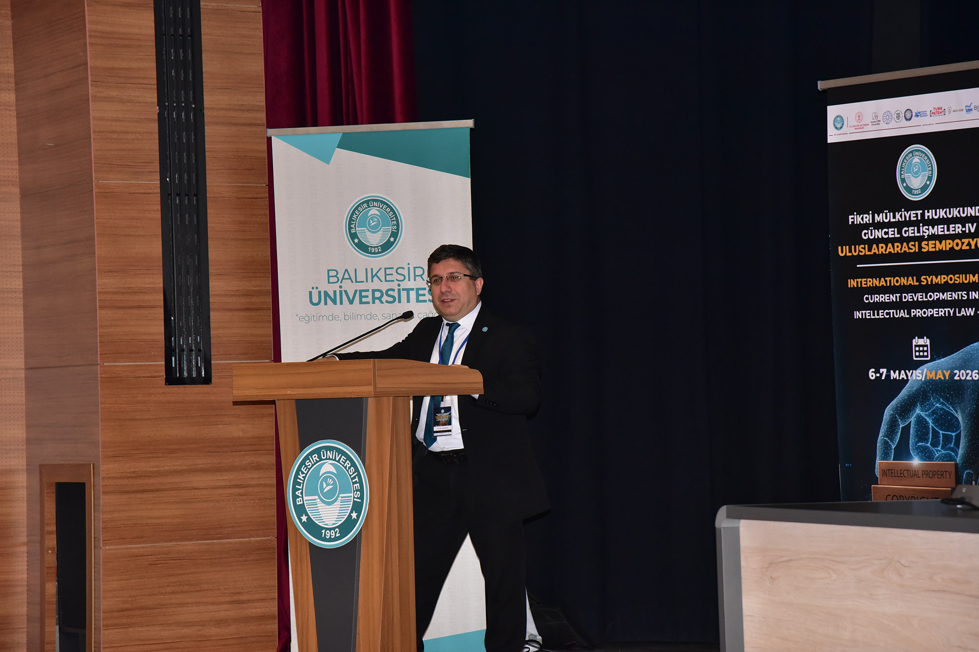 BAÜN’de 4 Kıtadan Akademisyenleri Buluşturan Uluslararası Sempozyum: Fikri Mülkiyet Hukuku Masaya Yatırılıyor 9