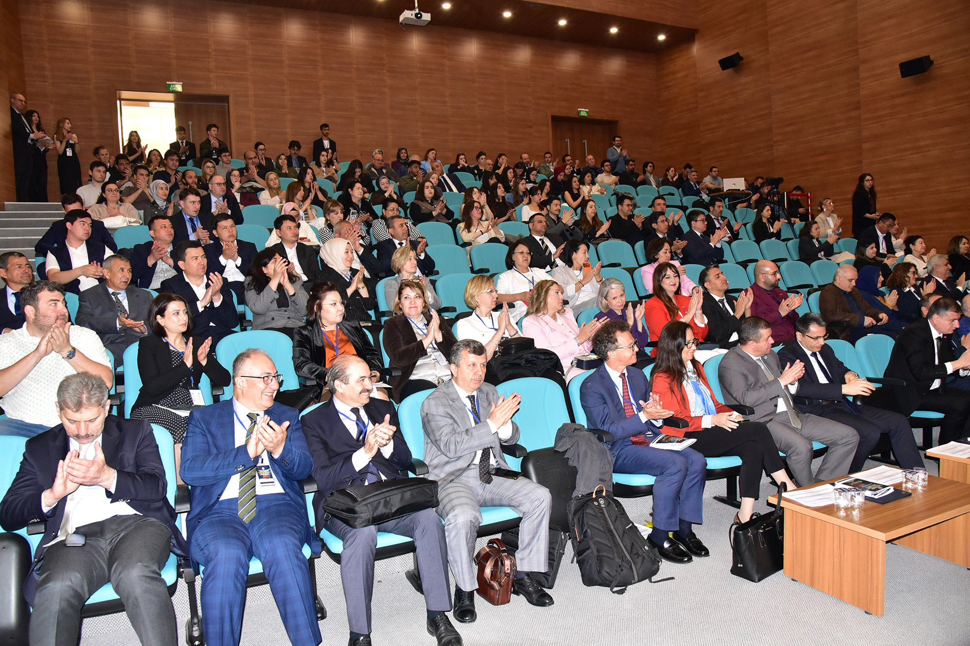 BAÜN’de 4 Kıtadan Akademisyenleri Buluşturan Uluslararası Sempozyum: Fikri Mülkiyet Hukuku Masaya Yatırılıyor 10