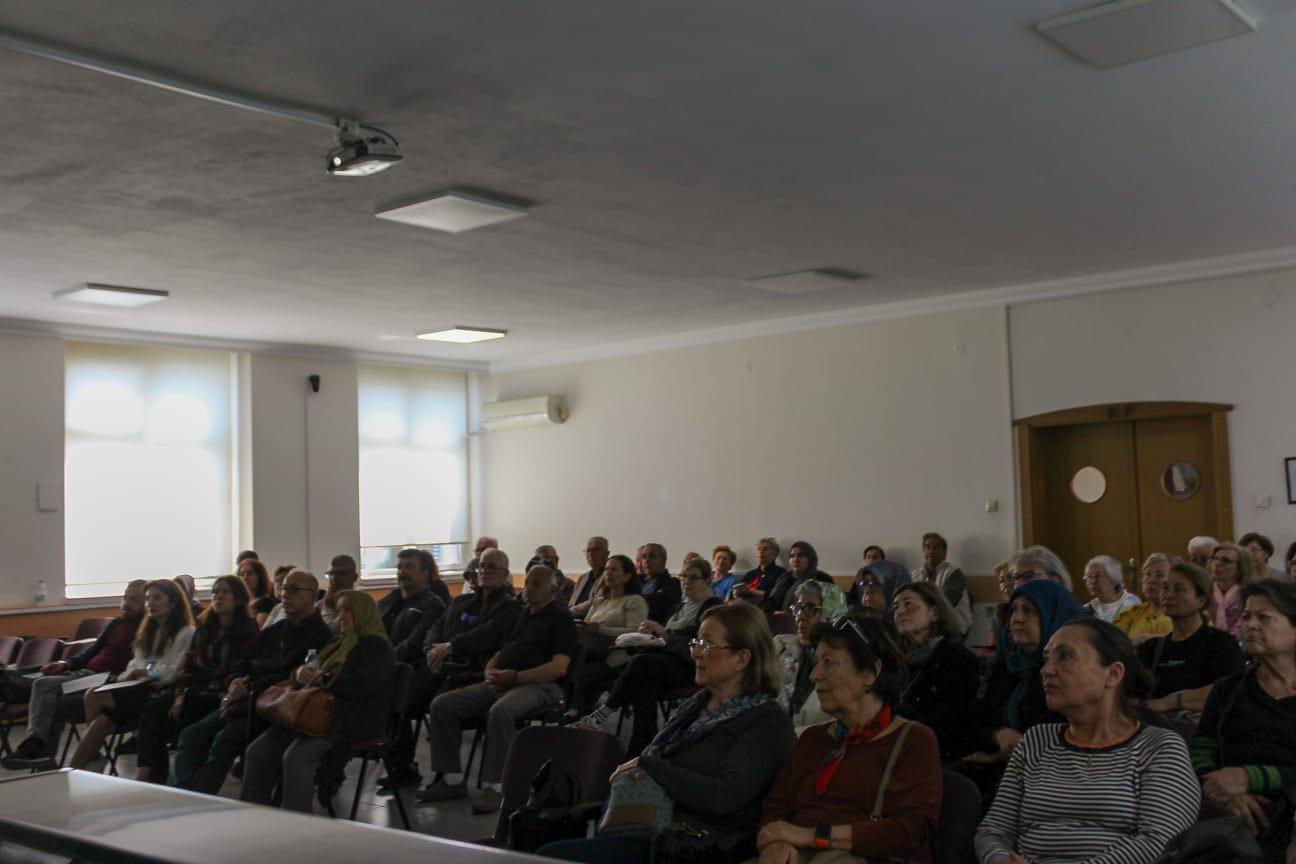 60+ Tazelenme Üniversitesi'nde"Gündelik Hayatta Güvenli Yaşam" Semineri Düzenlendi 13