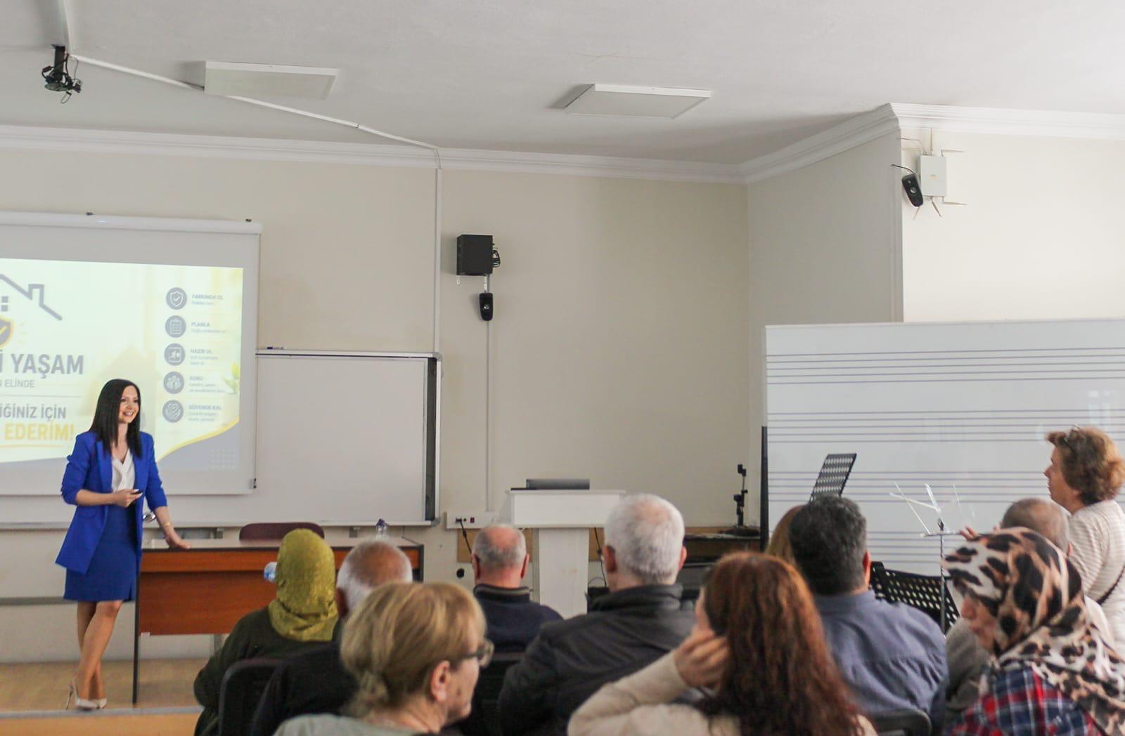 60+ Tazelenme Üniversitesi'nde"Gündelik Hayatta Güvenli Yaşam" Semineri Düzenlendi 1