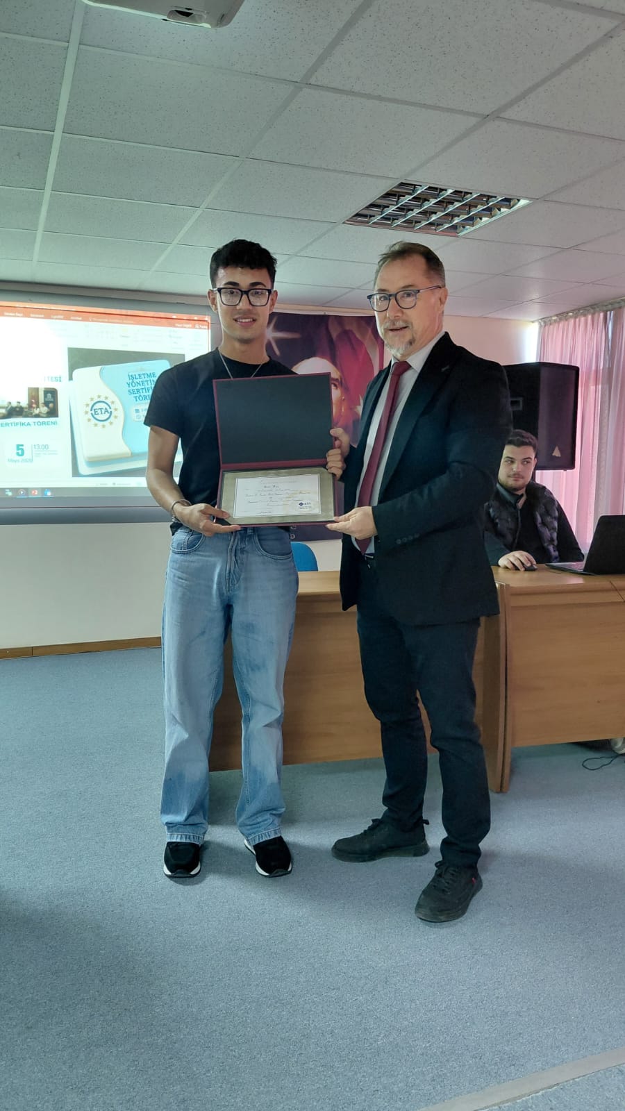 İşletme Yönetimi Programı'nda ETA Paket Programı Eğitimi tamamlandı. 2
