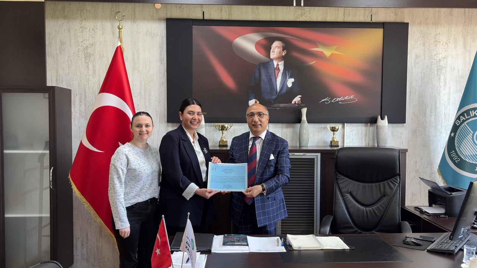 Bilimsel Araştırma Sürecine Katkı Sağlayan Öğrencimize Tebrik 2