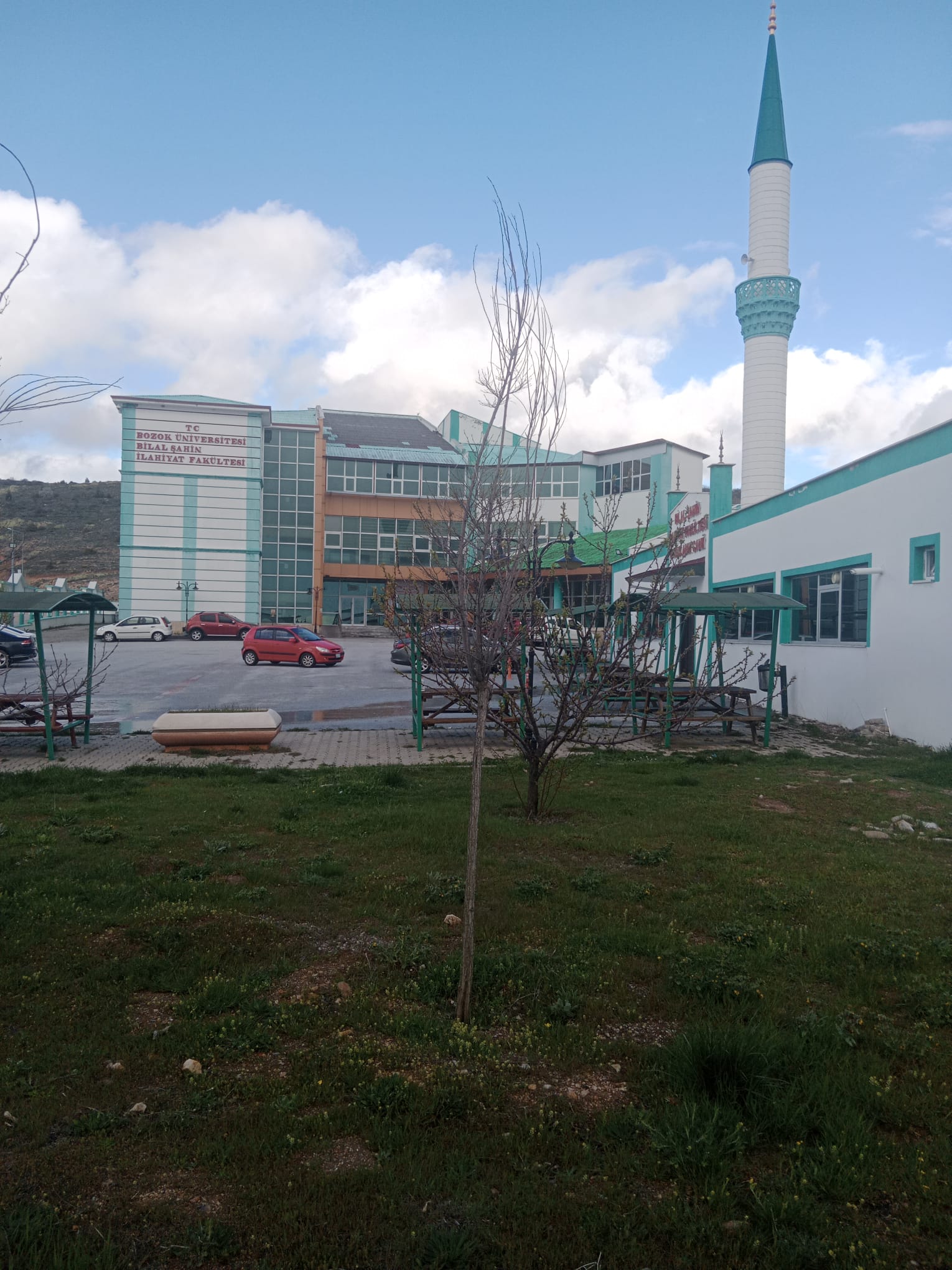 Prof. Dr. Yunus Emre Gördük, İlahiyat Akreditasyon Süreci Kapsamında Yozgat Bozok Üniversitesi'nde Değerlendirme Çalışmalarına Katıldı 1