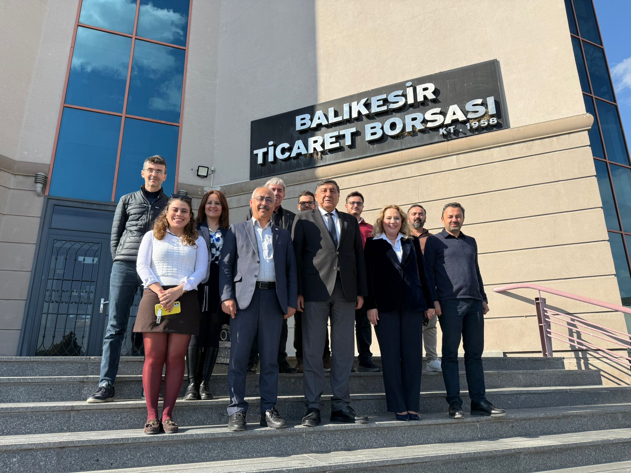 BAÜN TTO ve Balıkesir MYO Akademisyenlerinden Balıkesir Ticaret Borsası’na Ziyaret