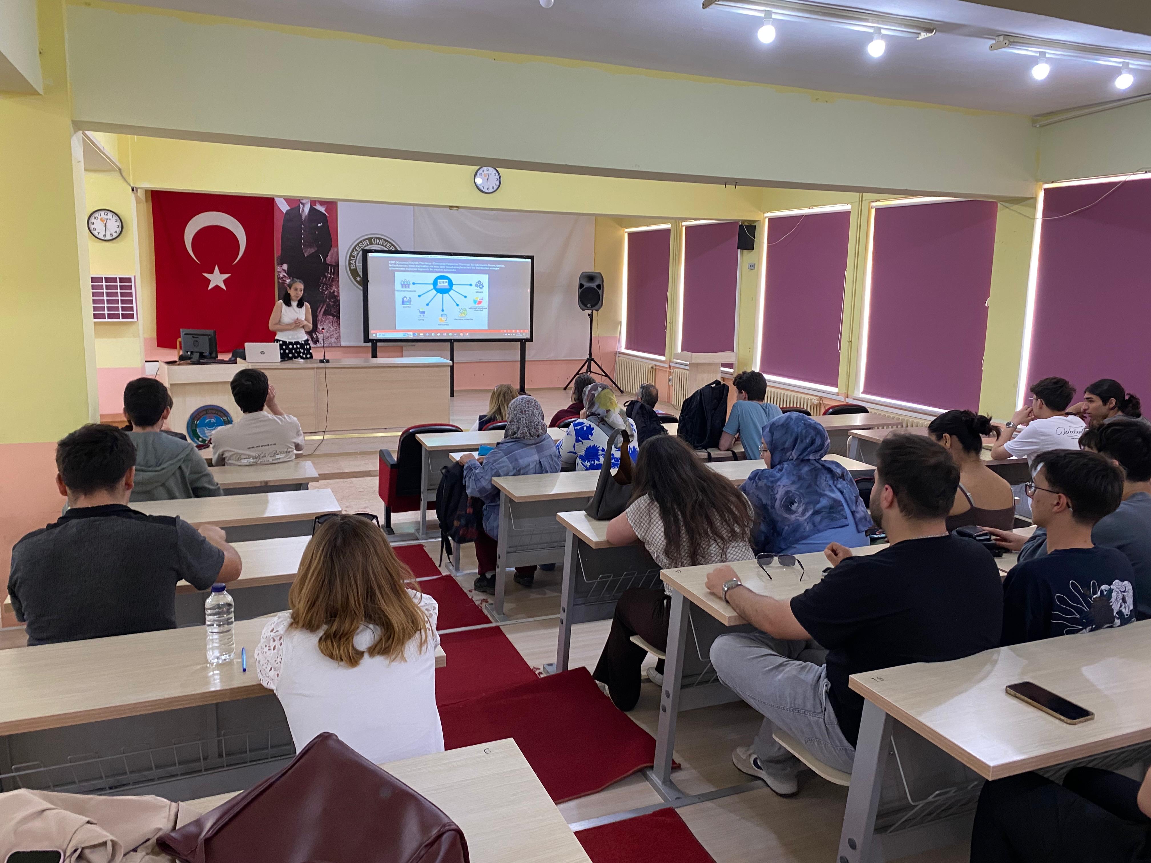 Future Software Developers Meet with the Industry at Edremit Vocational School 4