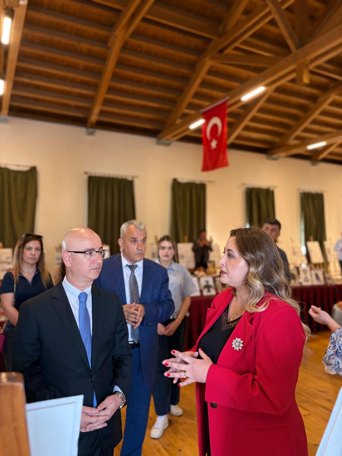 Mimarlık ve Şehir Planlama Bölümü Öğr. Gör. Gülşah Yetgin GÖZÜAÇIK ve Öğr. Gör. Gülcan KABA Koordinatörlüğünde Düzenlenen Yıl Sonu Öğrenci Sergisi 9