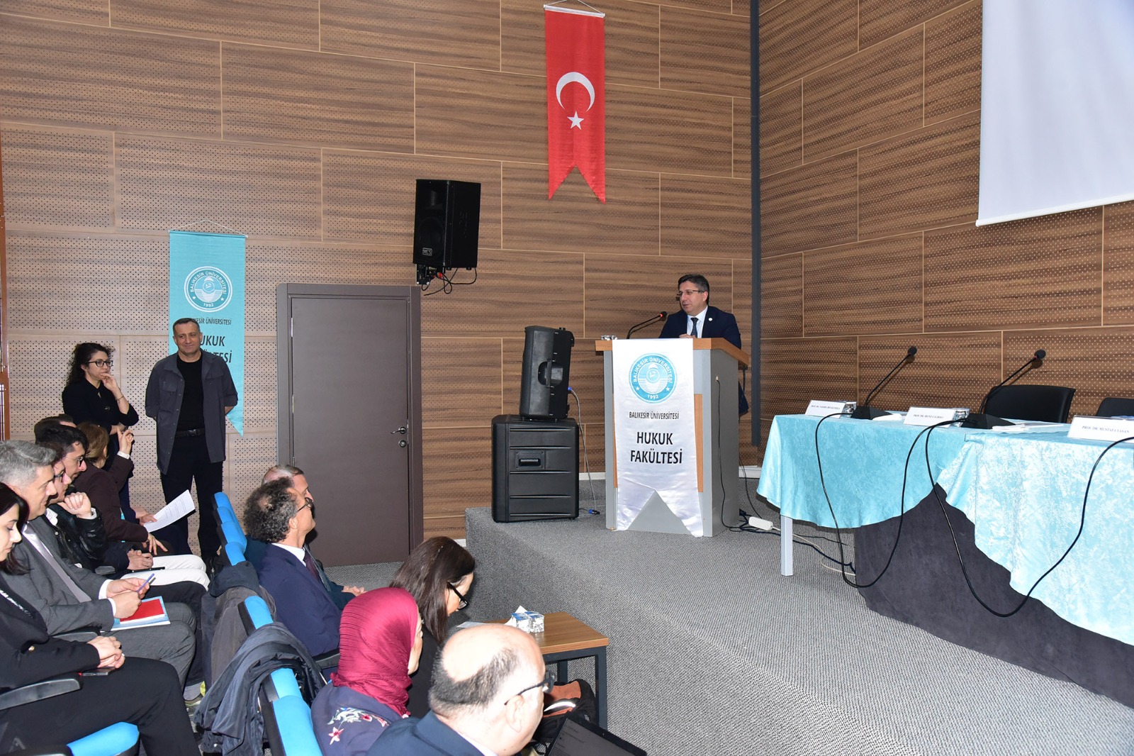BAÜN Hukuk Fakültesinde Uluslararası Katılımlı “Karşılaştırmalı Hukukta Fikri Mülkiyet Lisanslaması” Paneli Düzenlendi 4