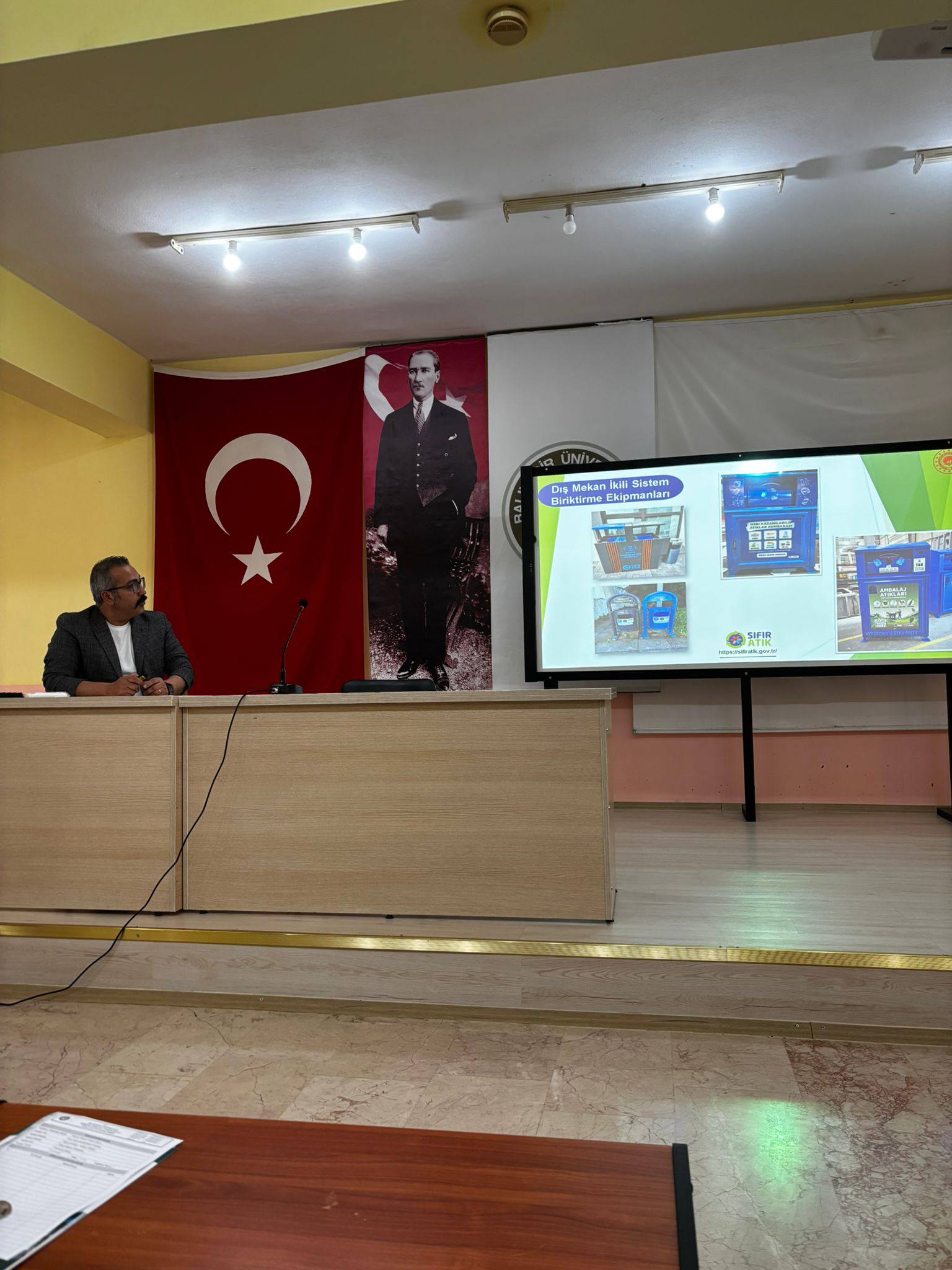 An event titled 'Sustainable Tomorrows with Zero Waste' was organized by Edremit Vocational School 2