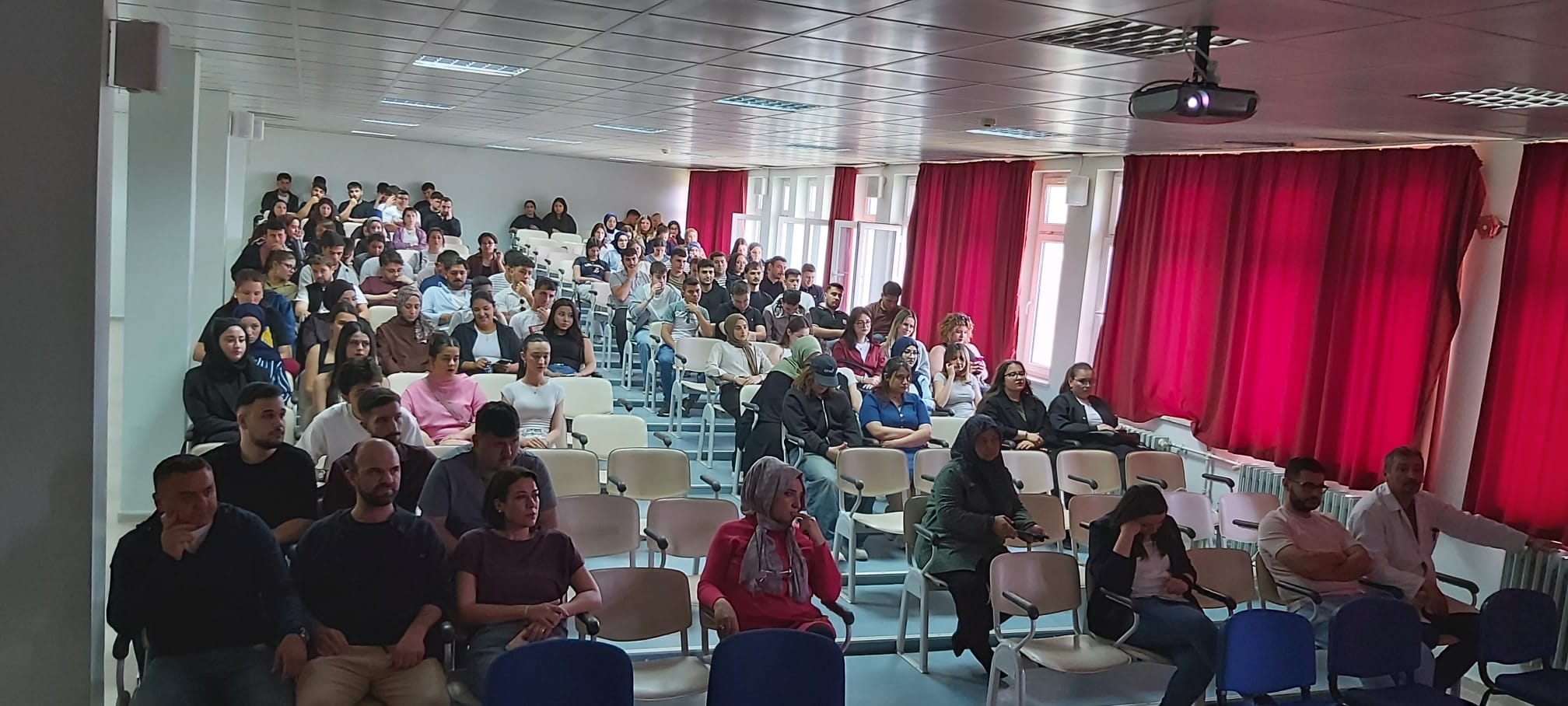Öğrenci - Yönetim Buluşması: Geleceği Birlikte Şekillendiriyoruz 3