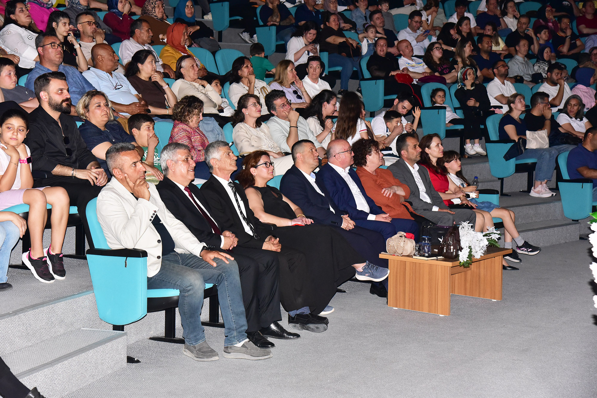 BAÜN’de 300 Çocuk, Tek Yürek, Tek Sahne: Çocuk Koroları Aynı Sahnede Buluştu 5