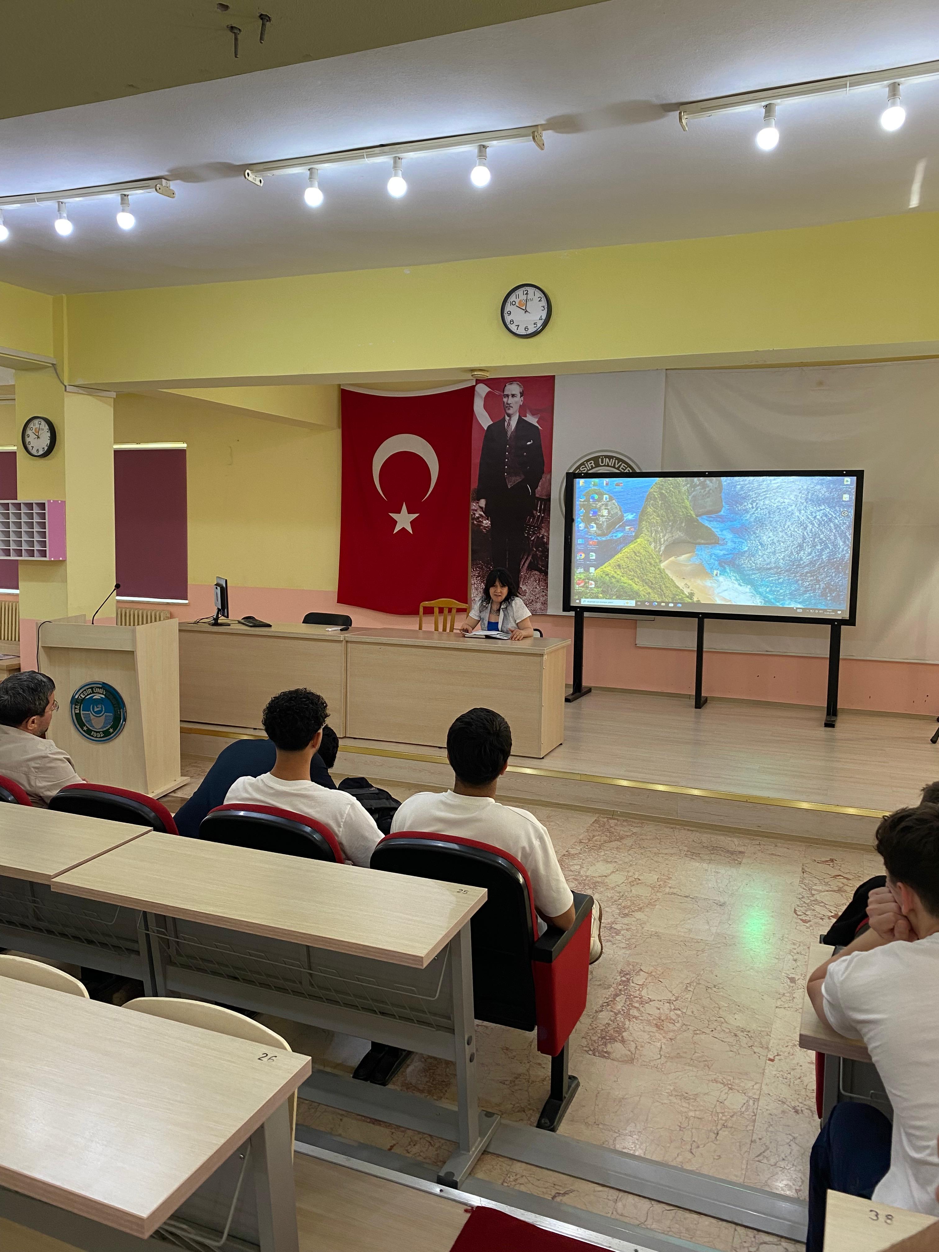 Industry-Student Meeting Held at Edremit Vocational School 6