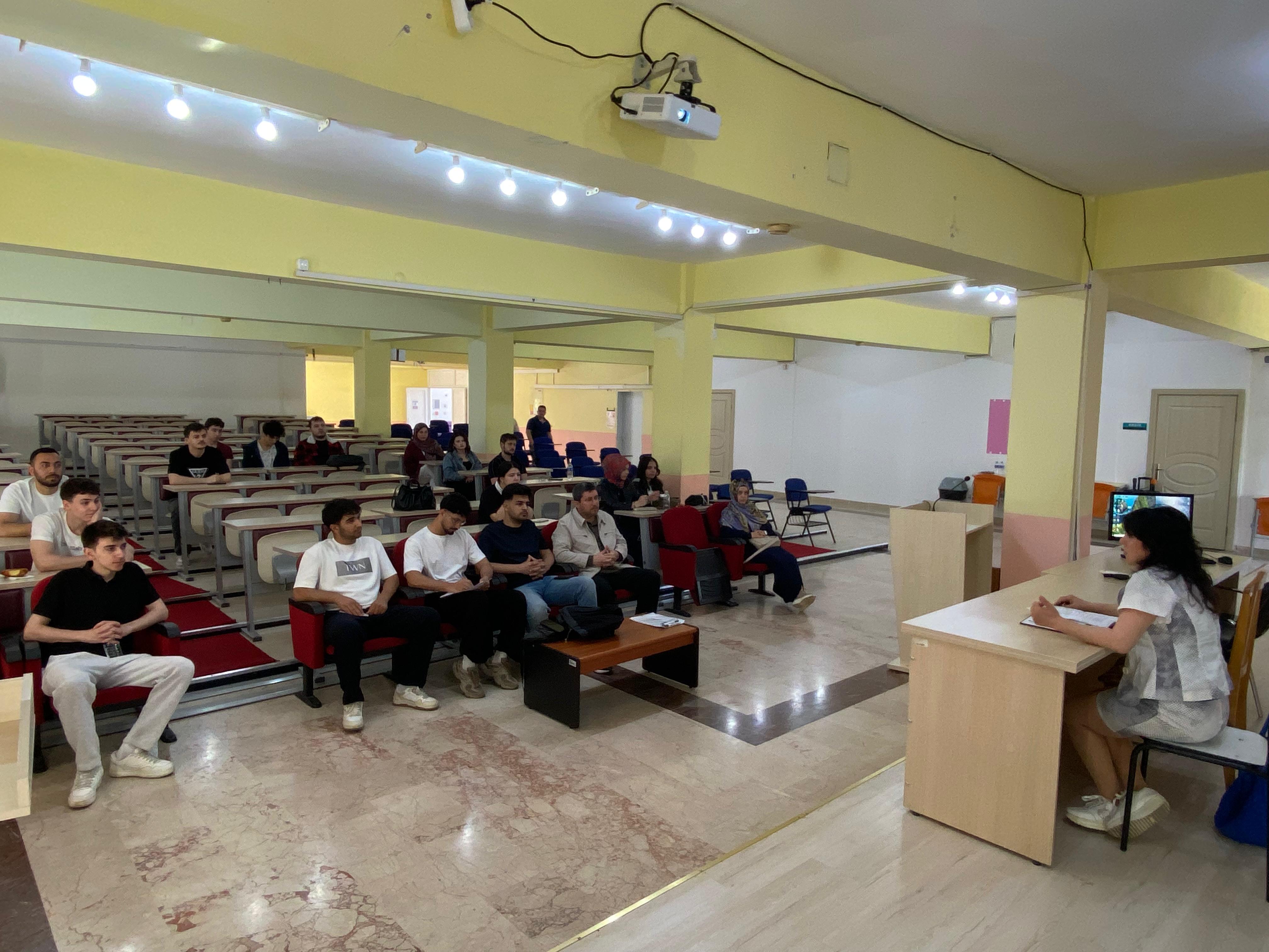 Industry-Student Meeting Held at Edremit Vocational School 7
