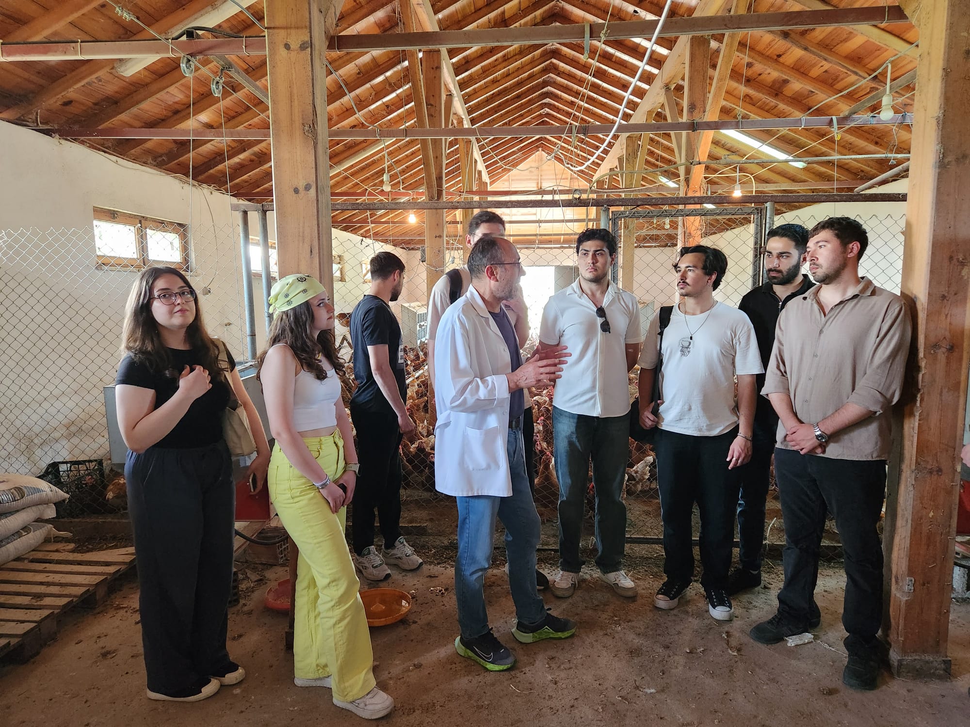 Practical Field Training as Part of the Poultry Diseases Course 4