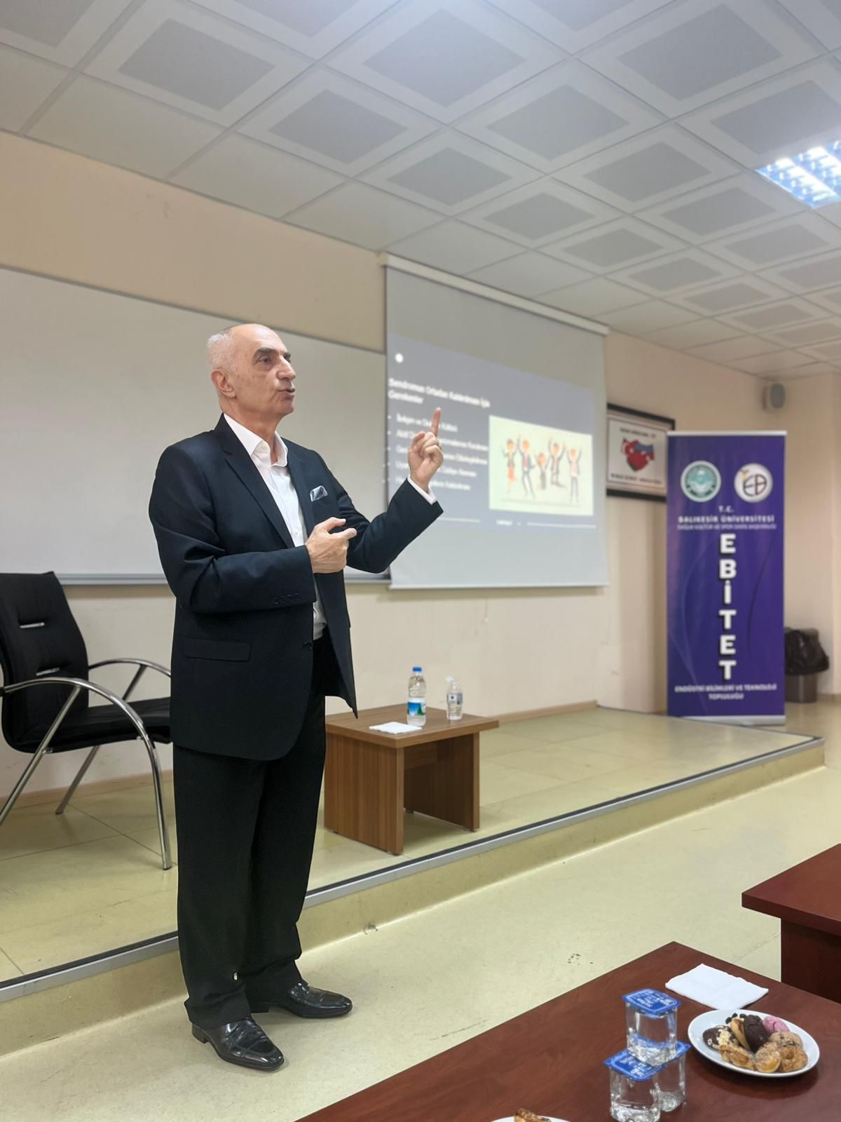 EBİTET Kulübümüzün “Nitelikli Endüstriyel Kariyer Organizasyonu (NEON)” adlı programı gerçekleştirildi. 4