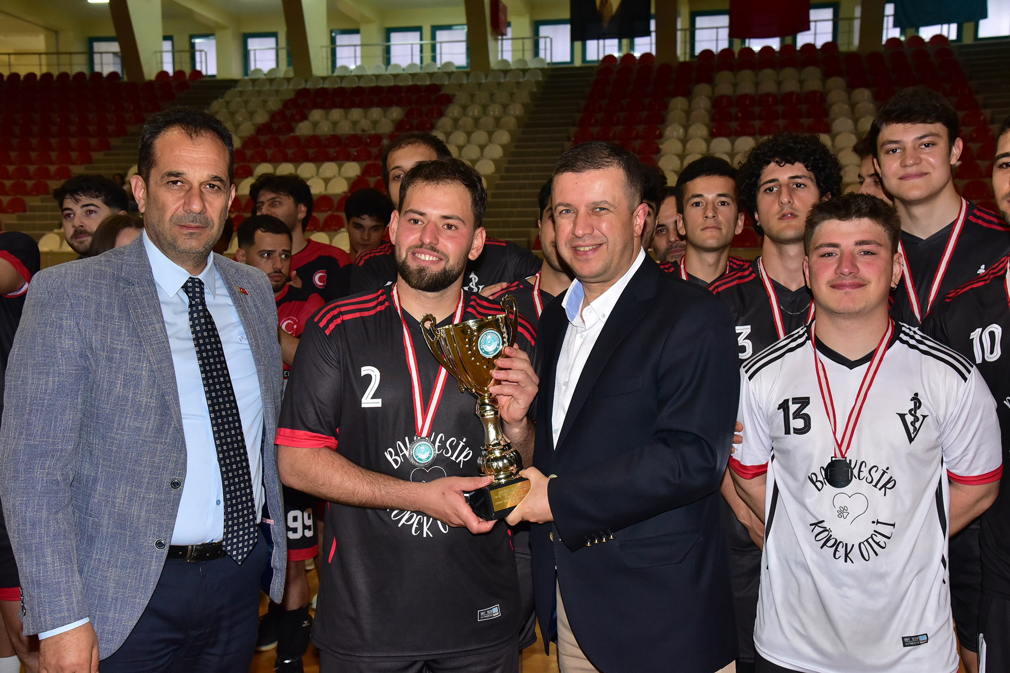 BAÜN Spor FEST 2026’da Kupalar Sahiplerini Buldu 14