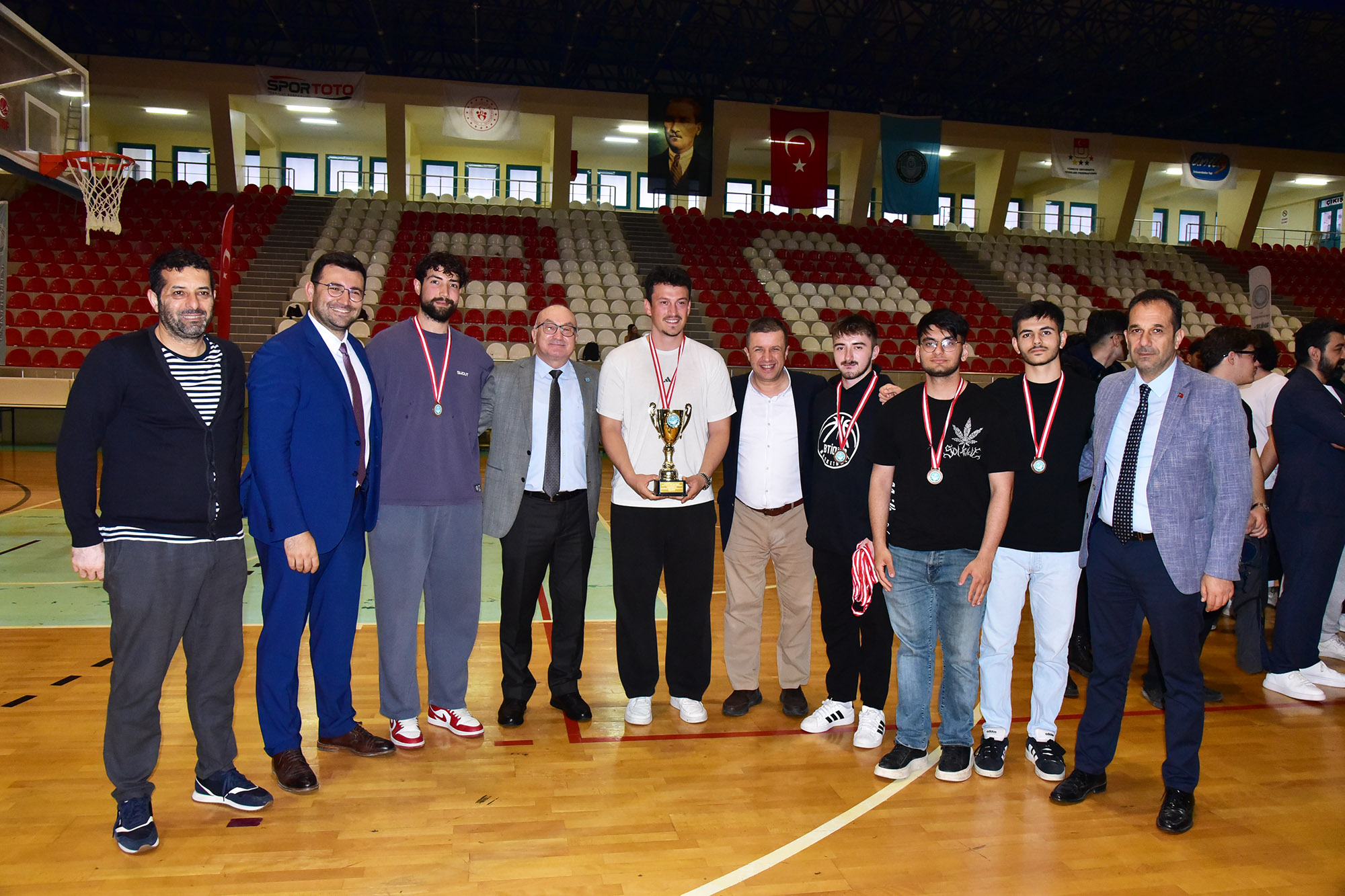 BAÜN Spor FEST 2026’da Kupalar Sahiplerini Buldu 17
