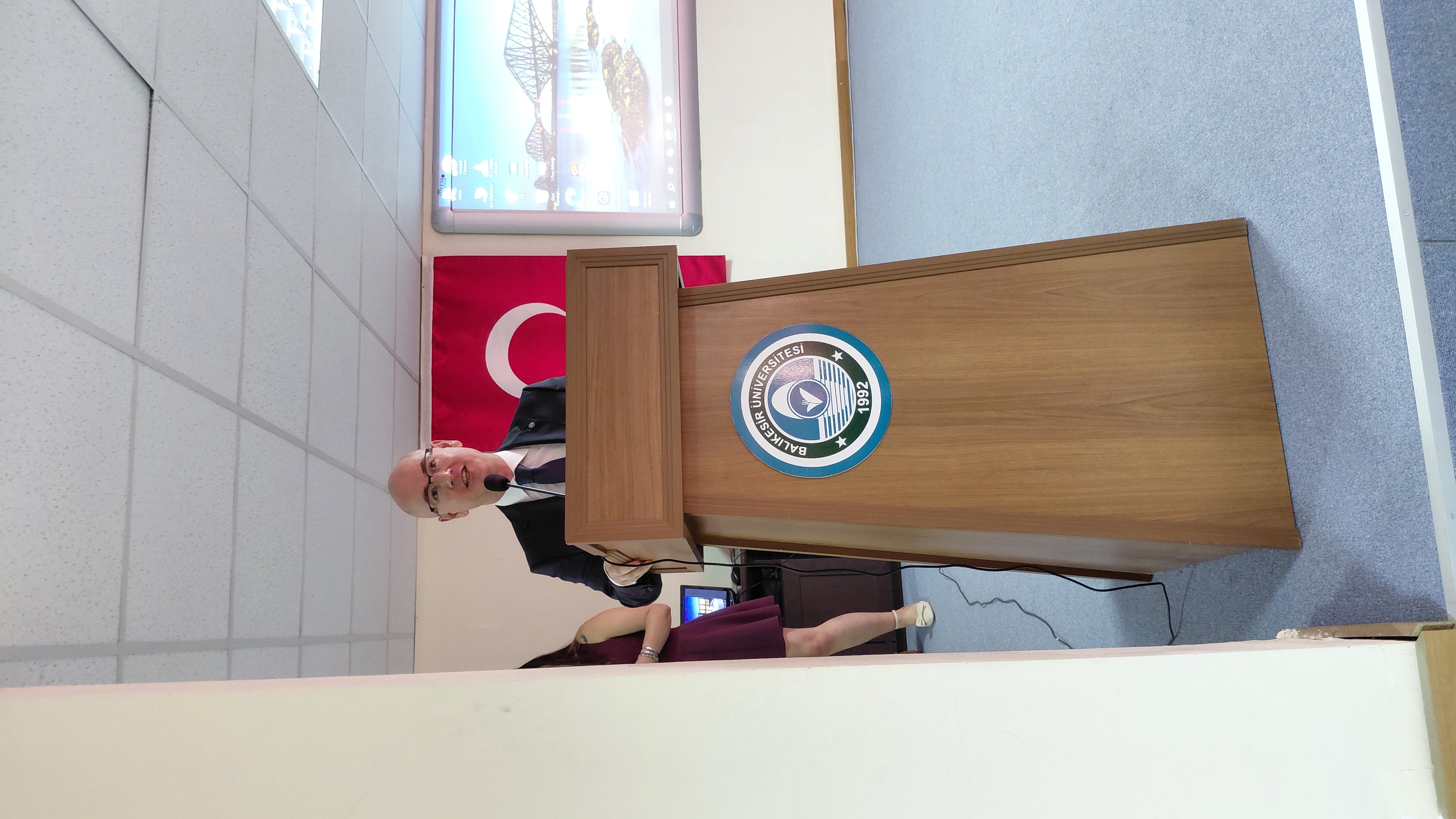 Ayvalık Meslek Yüksekokulu 31. Dönem Mezuniyet Töreni coşkuyla kutlandı 18