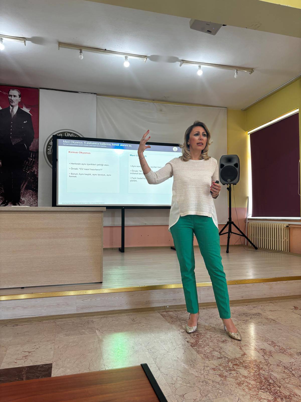 Digital Career Opportunities and Social Media Usage Seminar Held at Edremit Vocational School 3