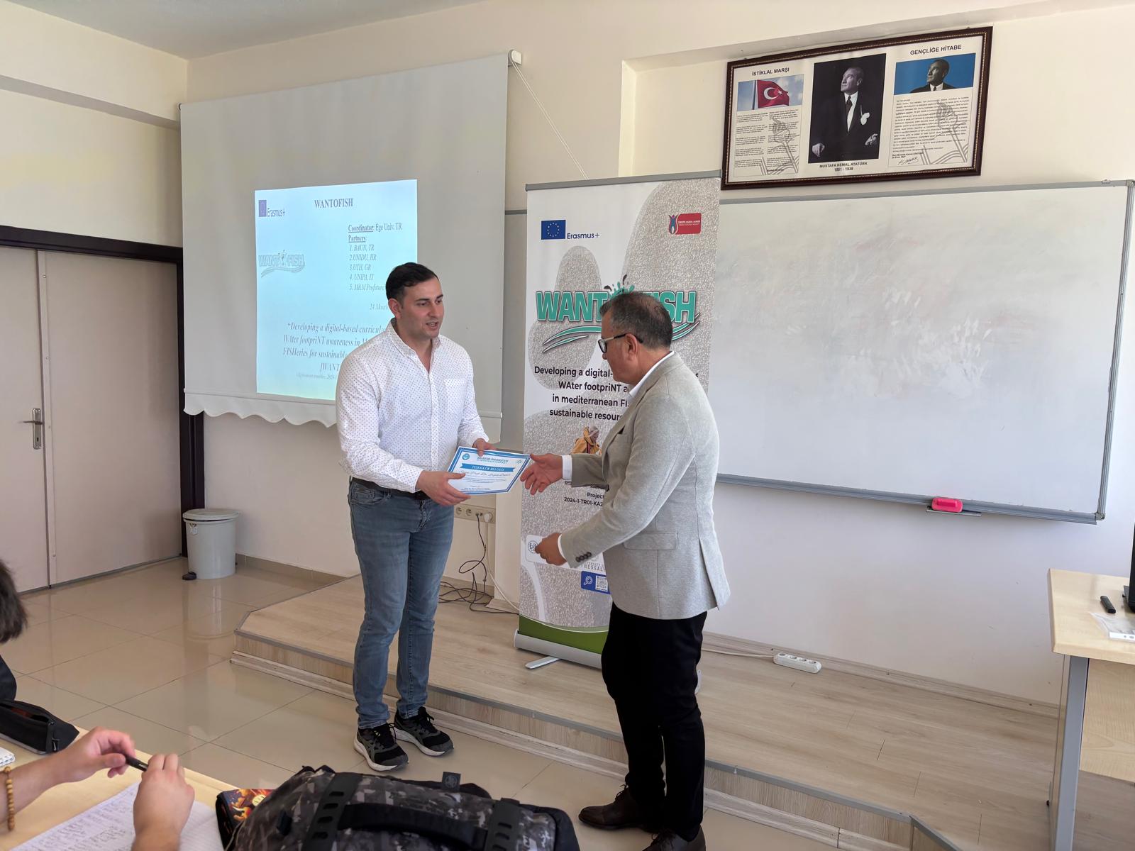 Sürdürülebilirlik ve Hayvancılıkta Yeni Yaklaşımlar semineri gerçekleştirildi. 3