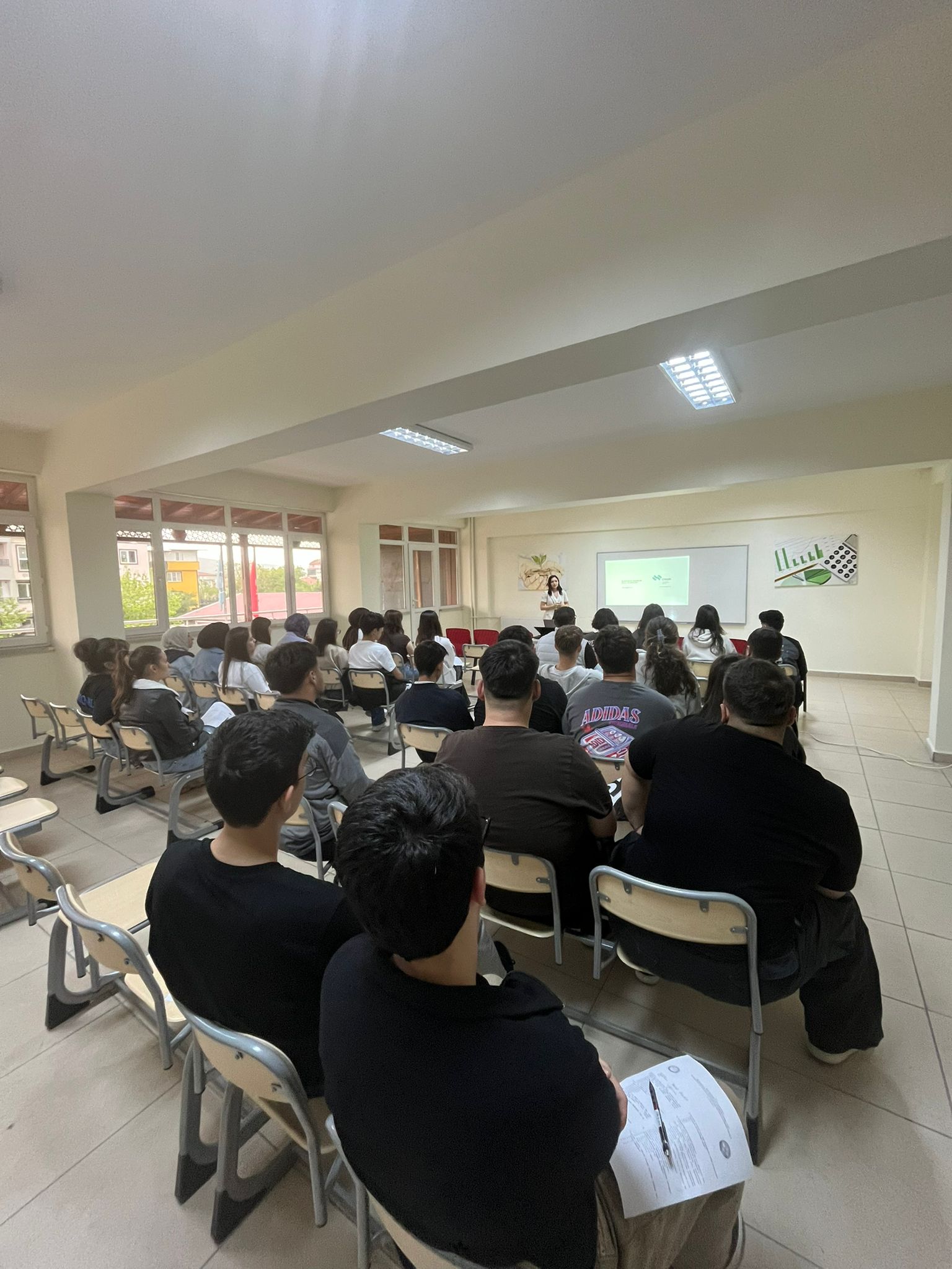 Kepsut MYO Laborant ve Veteriner Sağlık Programı Öğrencilerine İSG Eğitimi Düzenlendi 6