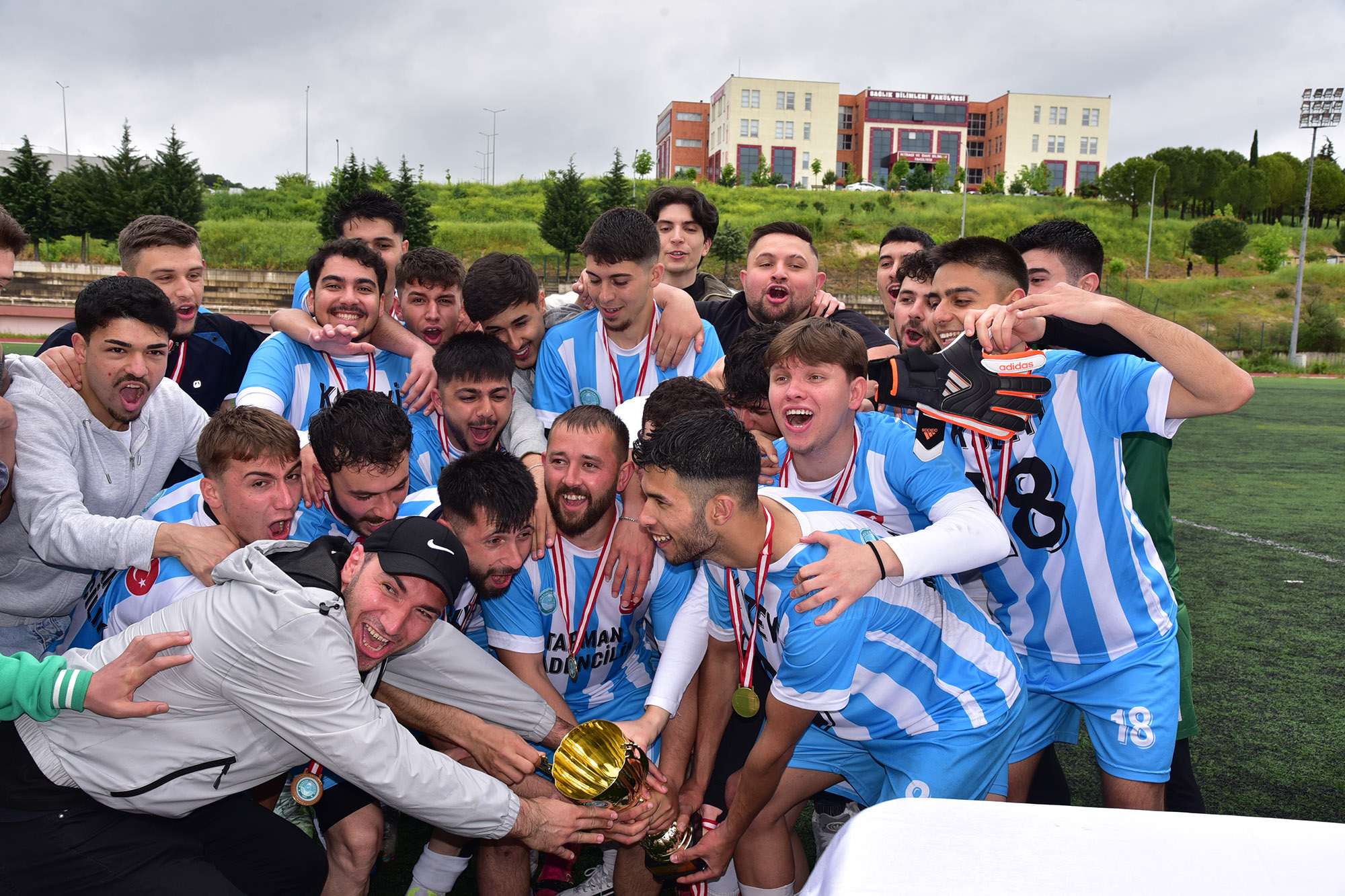 BAÜN Spor FEST 2026 da Kupalar Sahiplerini Buldu 13