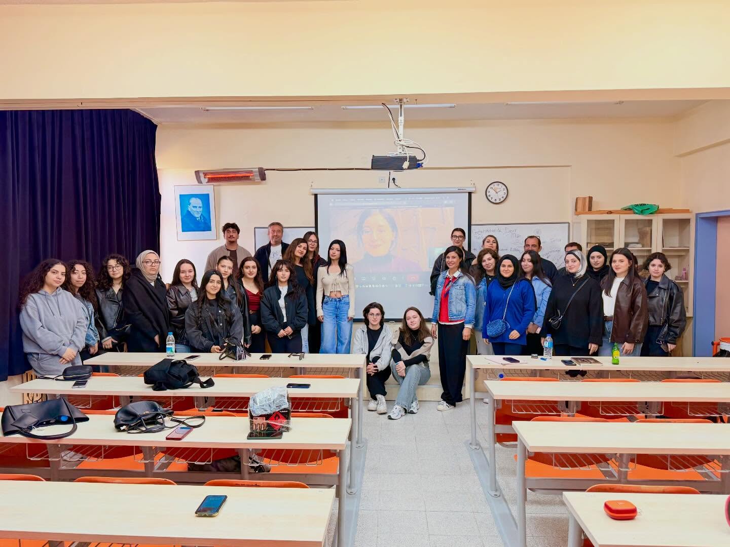 Mimari Restorasyon Programı öğrencilerine yönelik "Mimarlık ile Teknoloji Arasında Bir Yer: Kültürel Mirası Veri Dijitalleştirme ile Analiz Etmek" başlıklı seminer