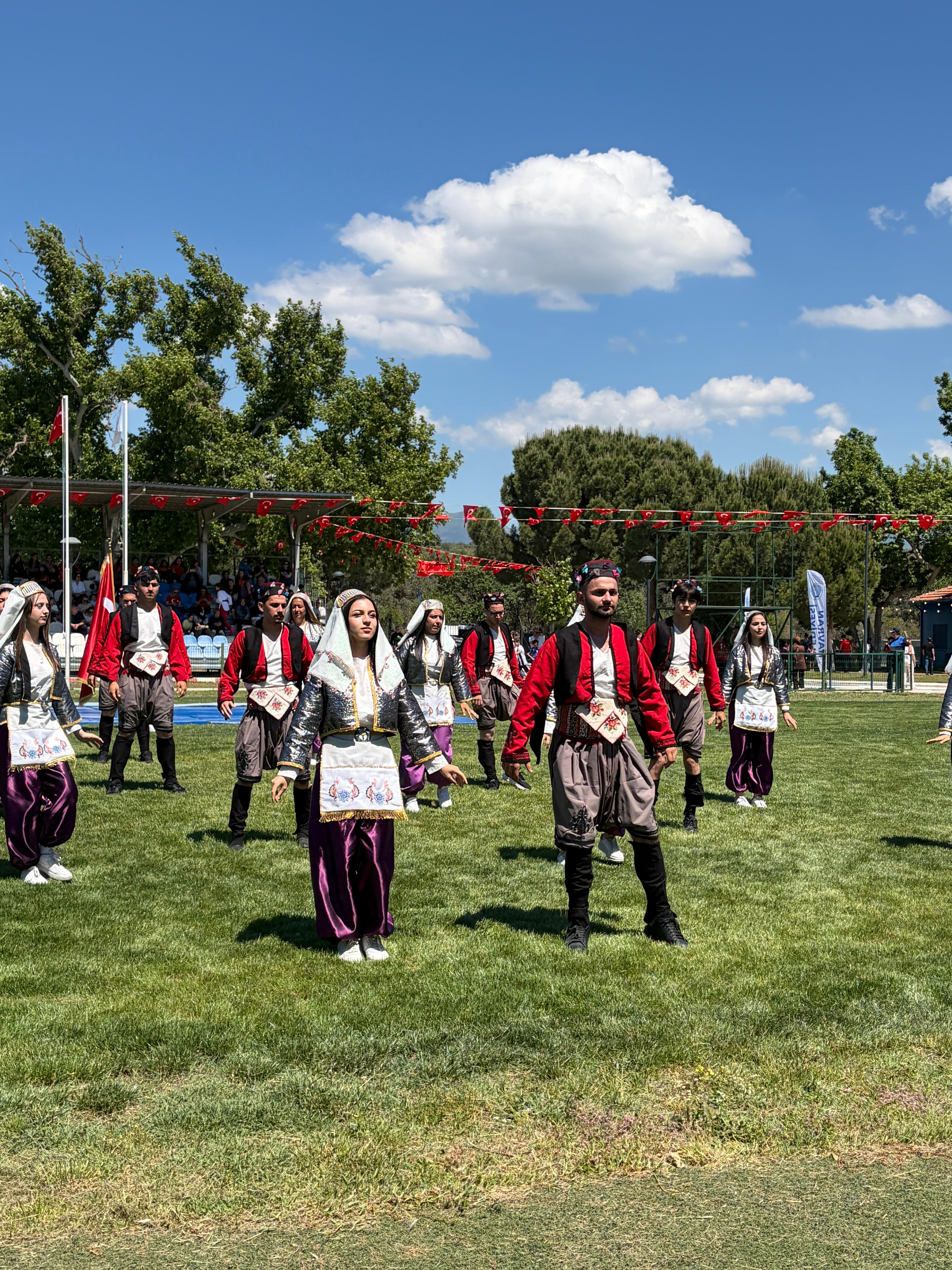 19 Mayıs Coşkusu İlçemizde Yüksekokulumuzun Ritmiyle Yankılandı 6
