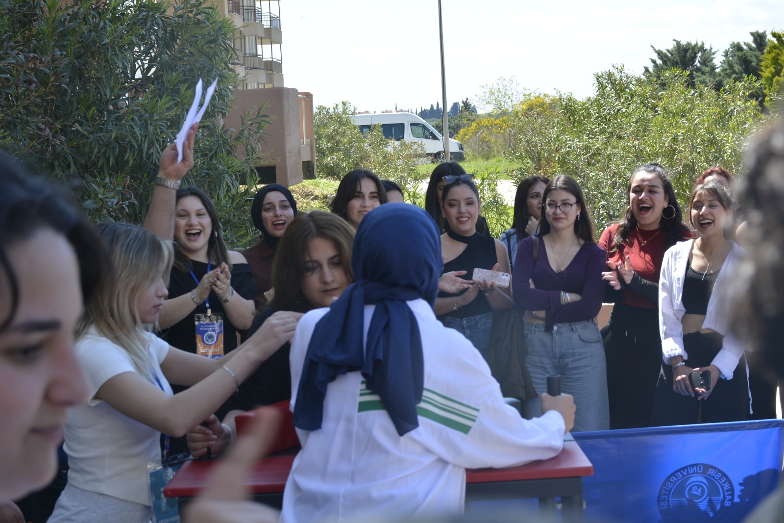 Burhaniye Uygulamalı Bilimler Fakültesinde Kültür, Sanat ve Spor Festivali Gerçekleştirildi 5