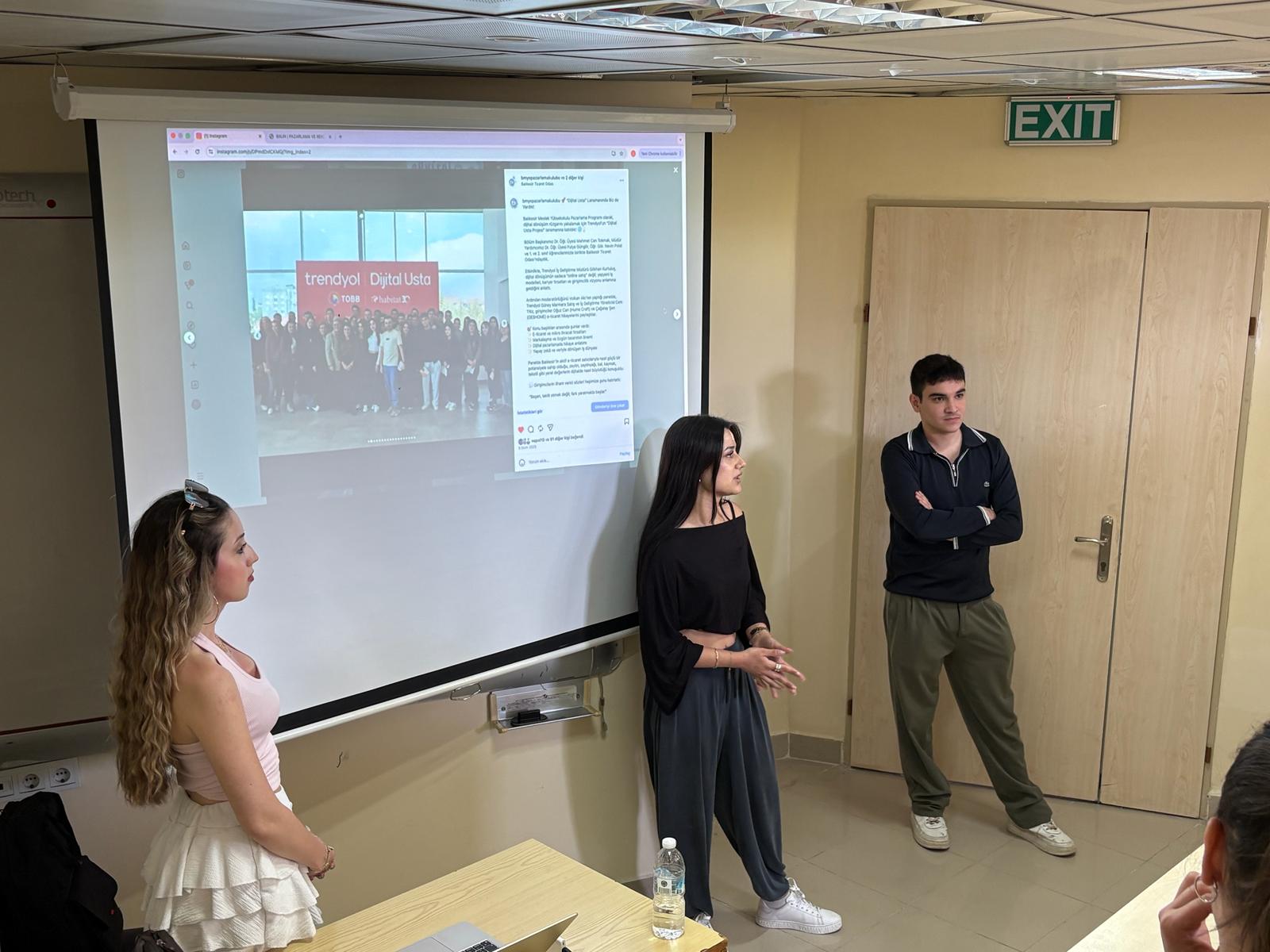 Prospective Students Get a Closer Look at the Marketing and Advertising Department 4