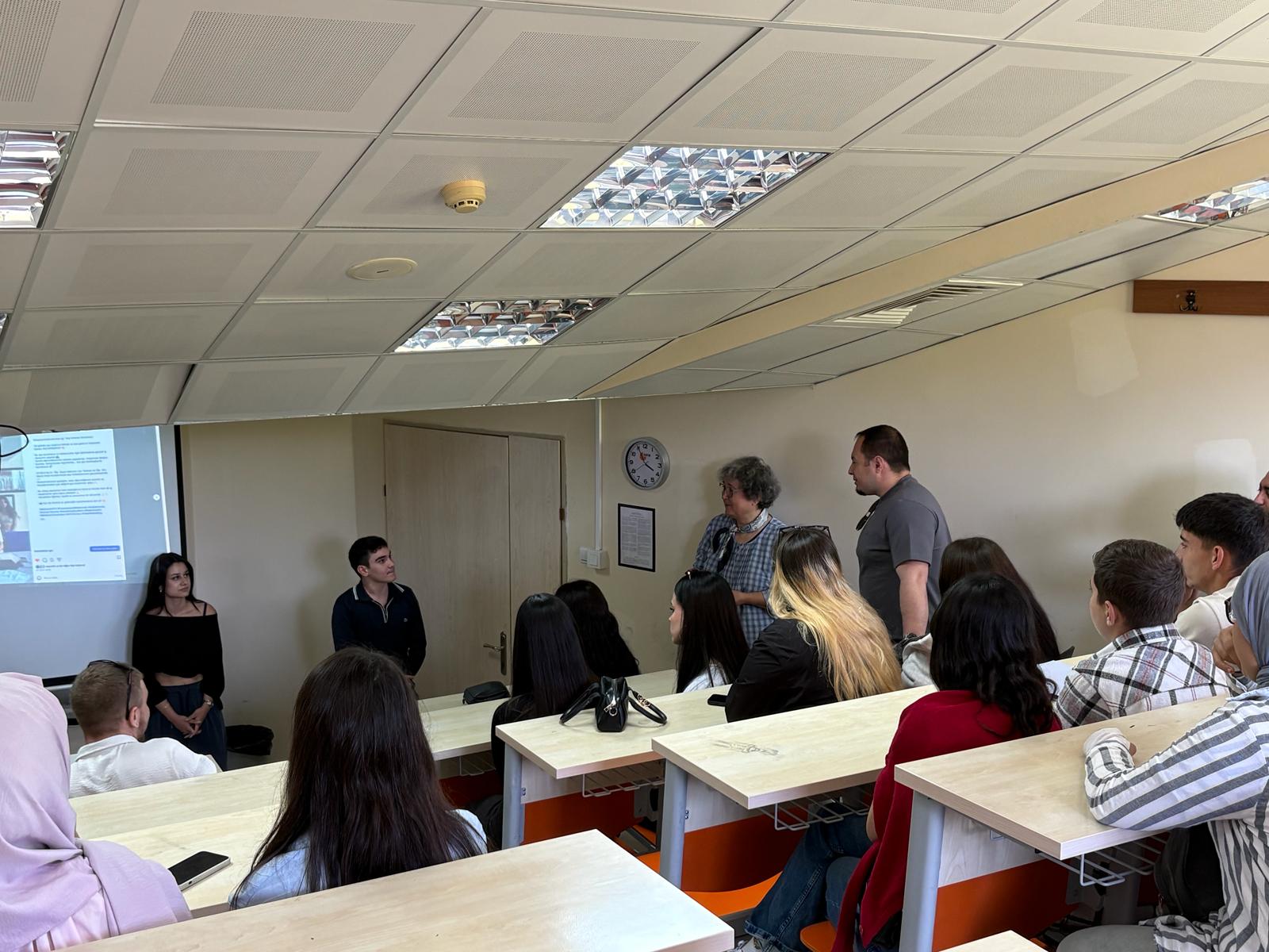 Prospective Students Get a Closer Look at the Marketing and Advertising Department 3