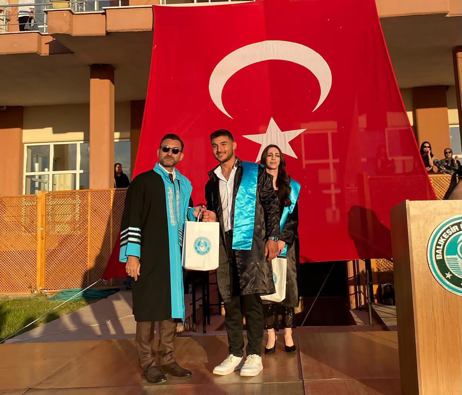 BAÜN BUBFA’DA Mezuniyet Gururu 10