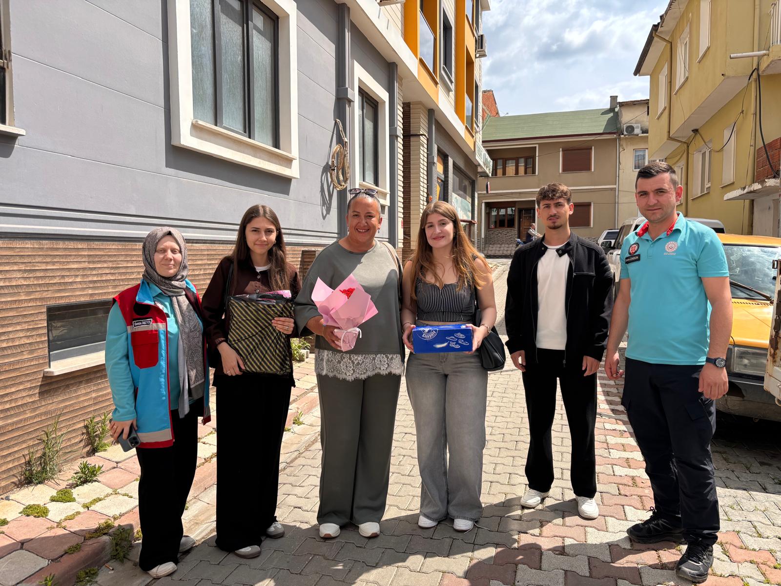Havran MYO Öğrencilerinden Sosyal Sorumluluk Projelerinde Durmak Yok: Gençlerden Büyüklere Anlamlı Dokunuş 1